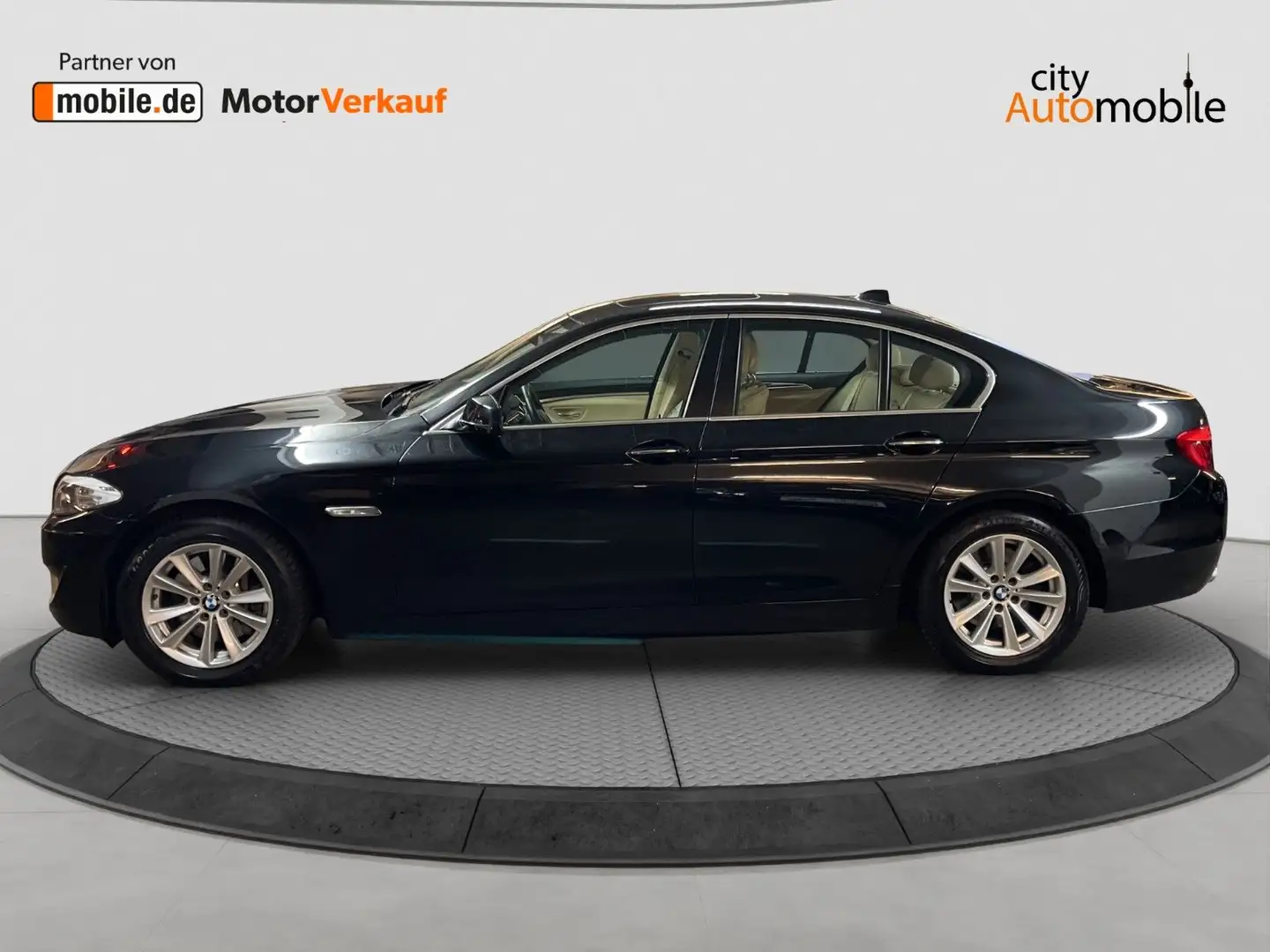 BMW 525 d X/Drive/1.Hand/S-Dach/SHZ Schwarz - 2