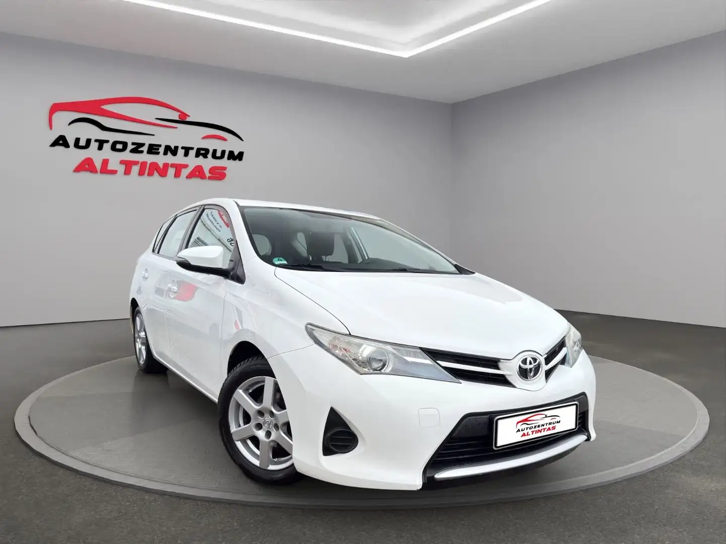 Toyota Auris Cool 1.3 VVT-i*KLIMAAUT*97TKM*MFL*TÜV NEU* Weiß - 2