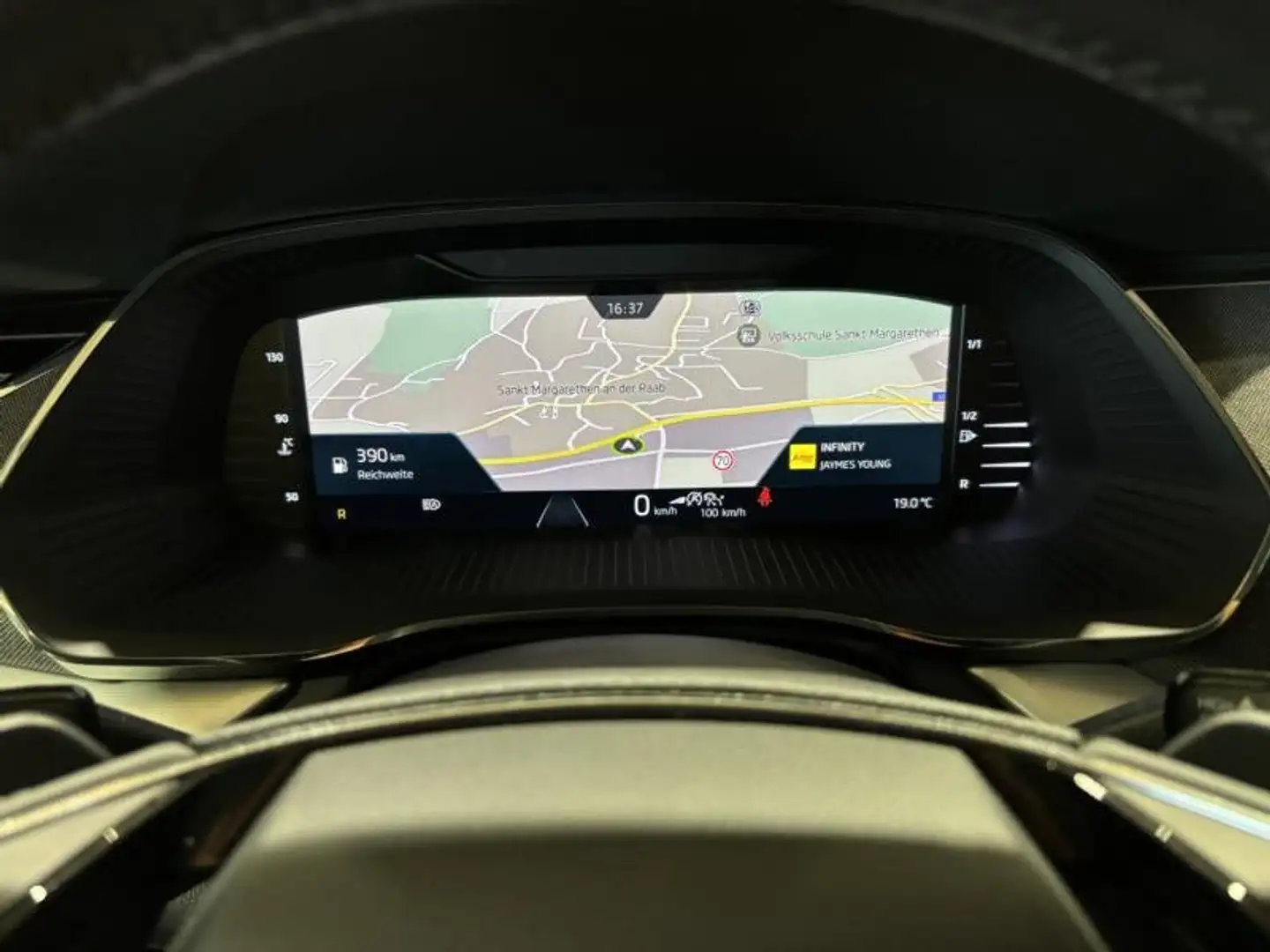 Skoda Octavia 2,0DSG LED VIRTUAL COCKPIT HEAD-UP LED MARIX Schwarz - 2