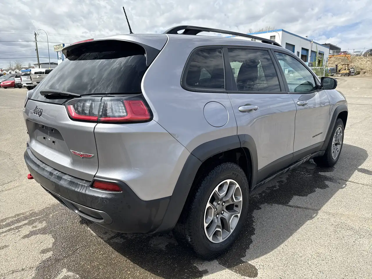 Jeep Cherokee снимка Jeep Cherokee