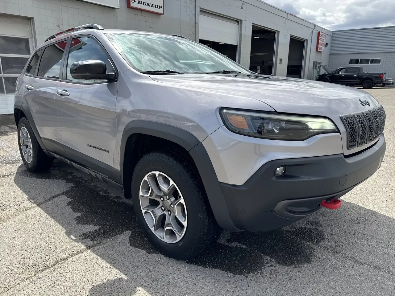 Jeep Cherokee снимка Jeep Cherokee