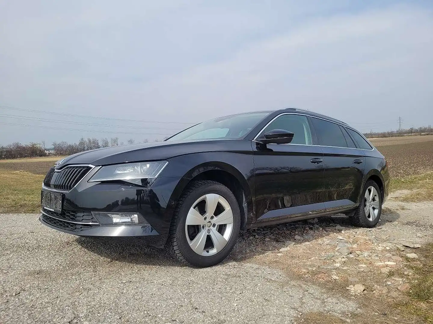 Skoda Superb Superb Kombi 2,0 TDI Style DSG Style Schwarz - 2