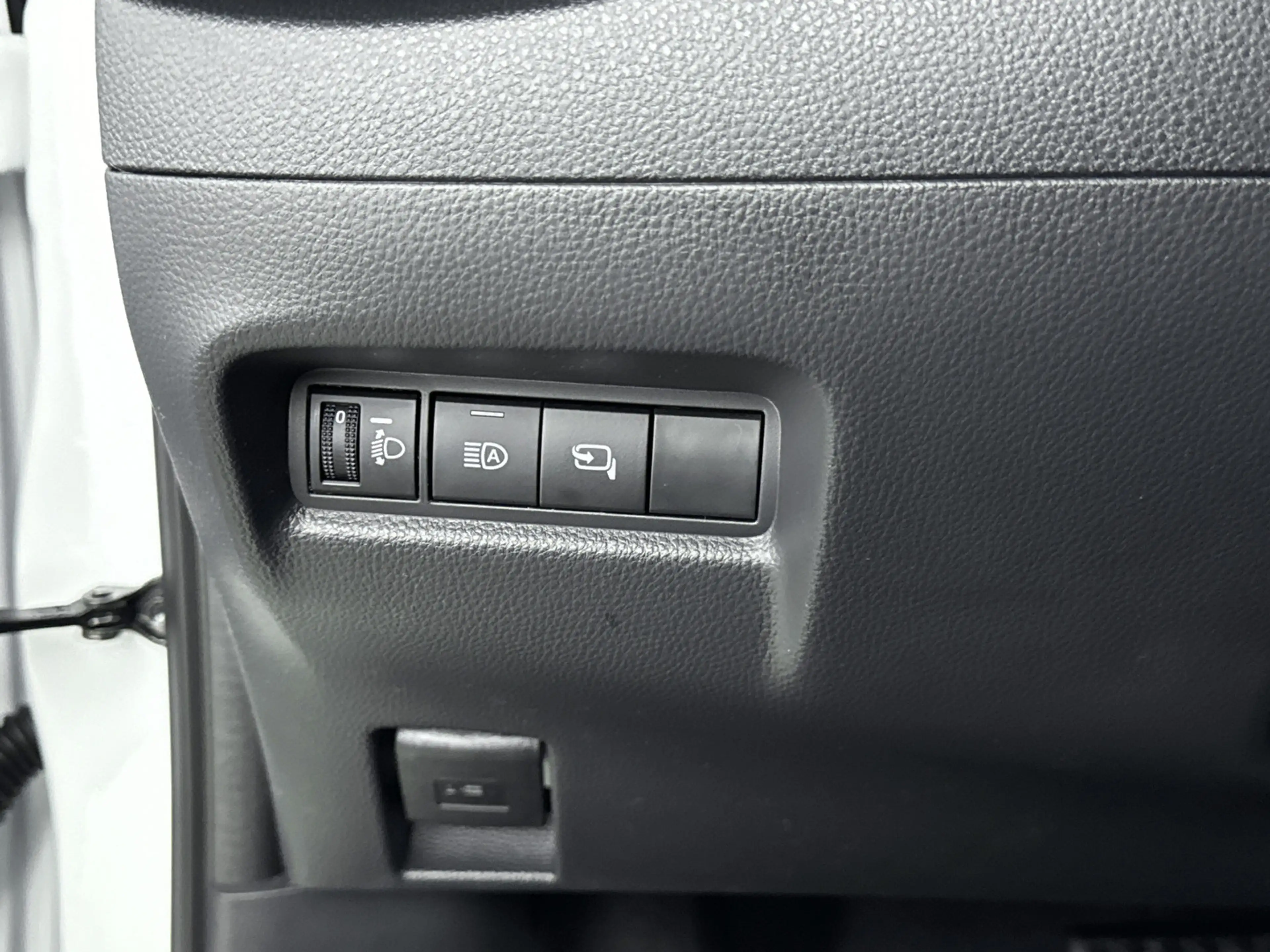 Toyota Aygo X Hybrid 115 GR Sport — photo 15