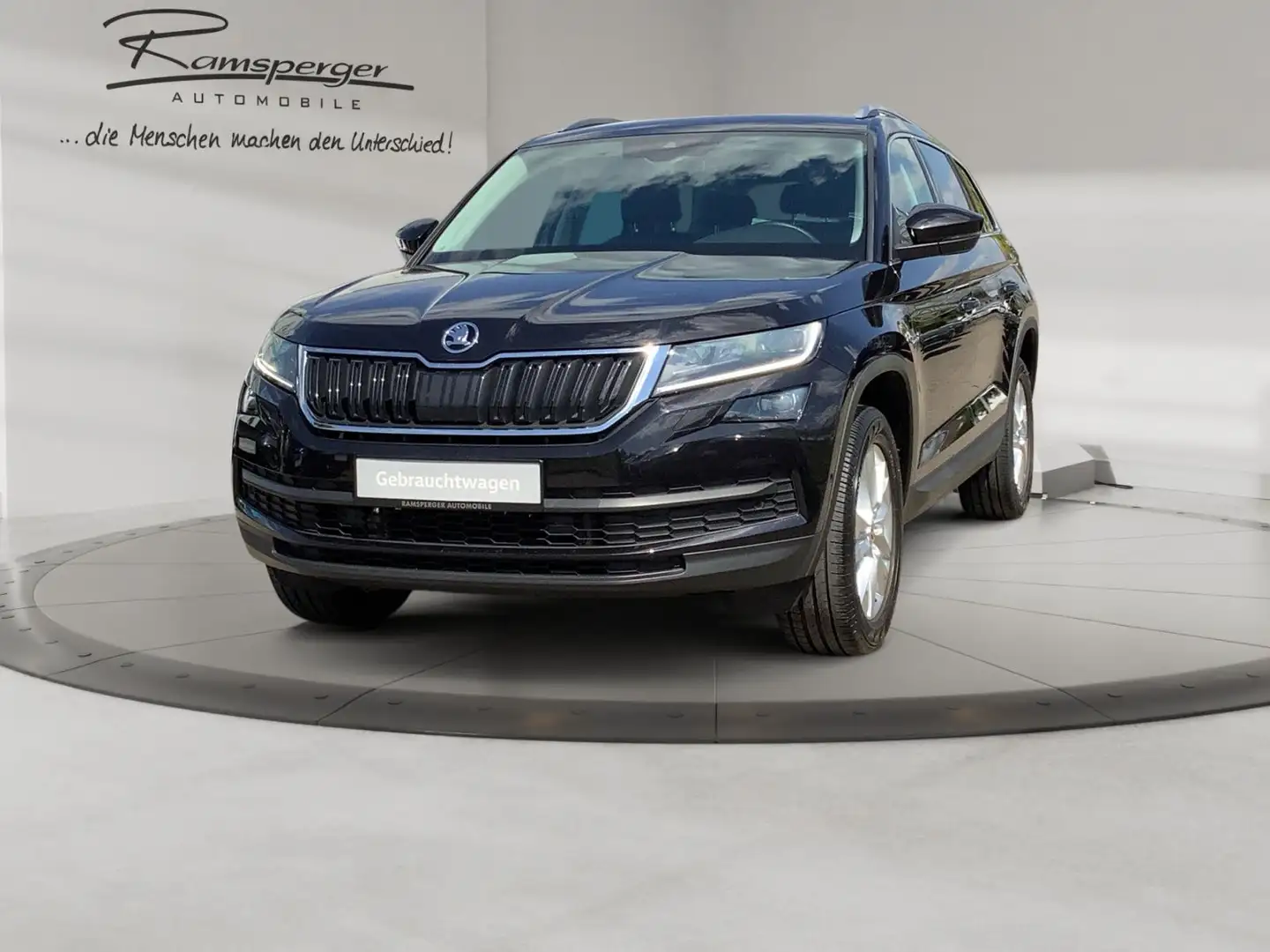 Skoda Kodiaq 1.4 TSI DSG Style 4x4 GRA LED Navi Schwarz - 2