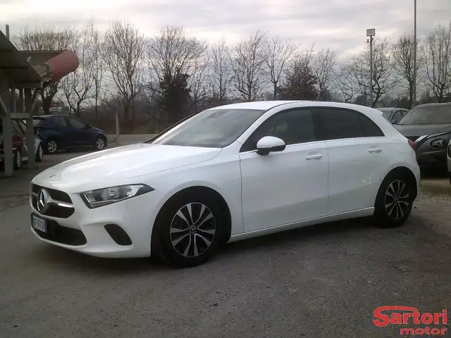 Mercedes-Benz A 160 SOLO 25.000 KM PARI AL NUOVO