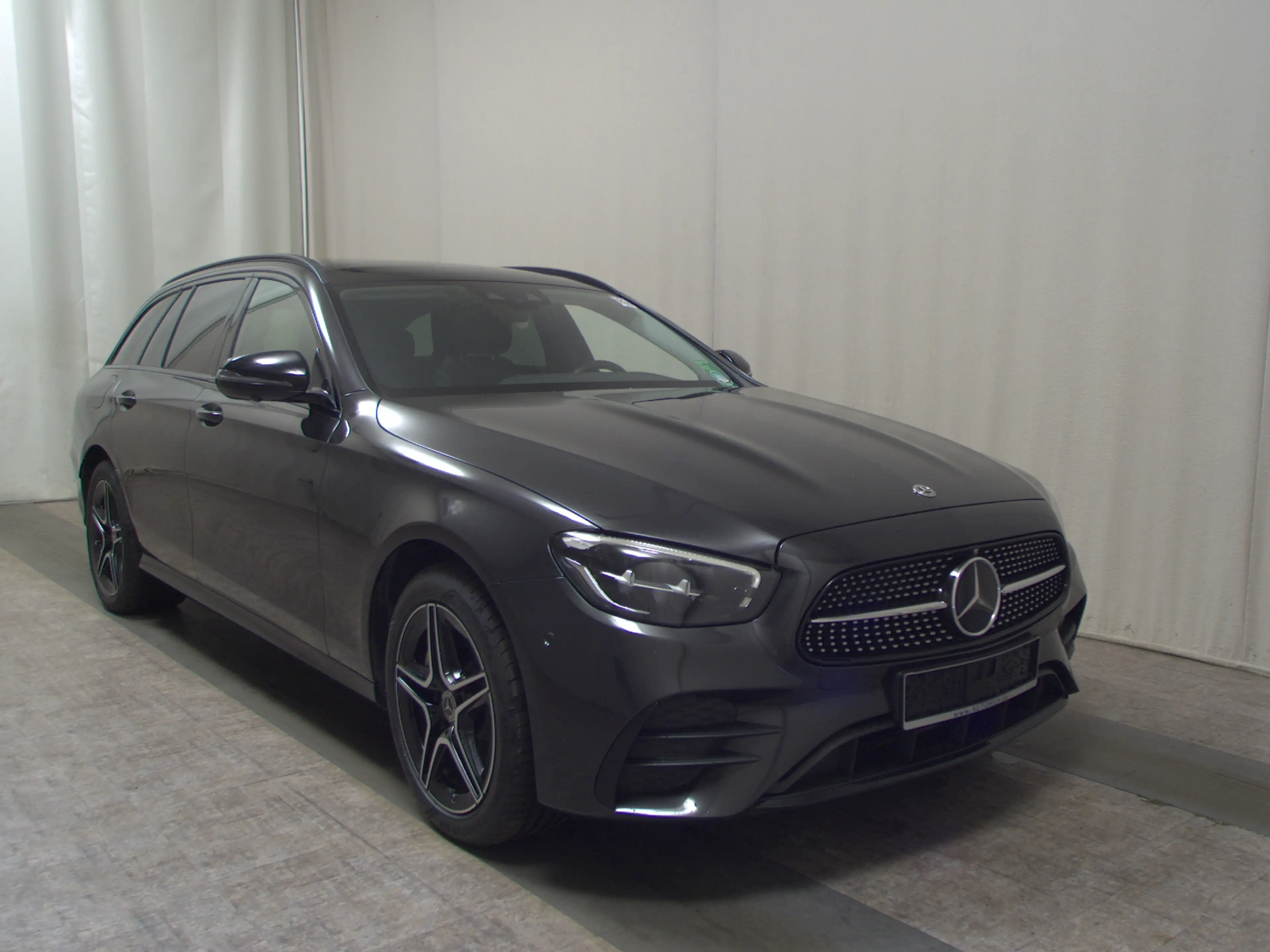 Mercedes-Benz E 300 E 300 T-LEDER NAVI SPORTSITZE KLIMAAUT RADIO TEMPO MFL PANO SHZ VC PDC AHK ACC Night Nav Wides. — photo 3