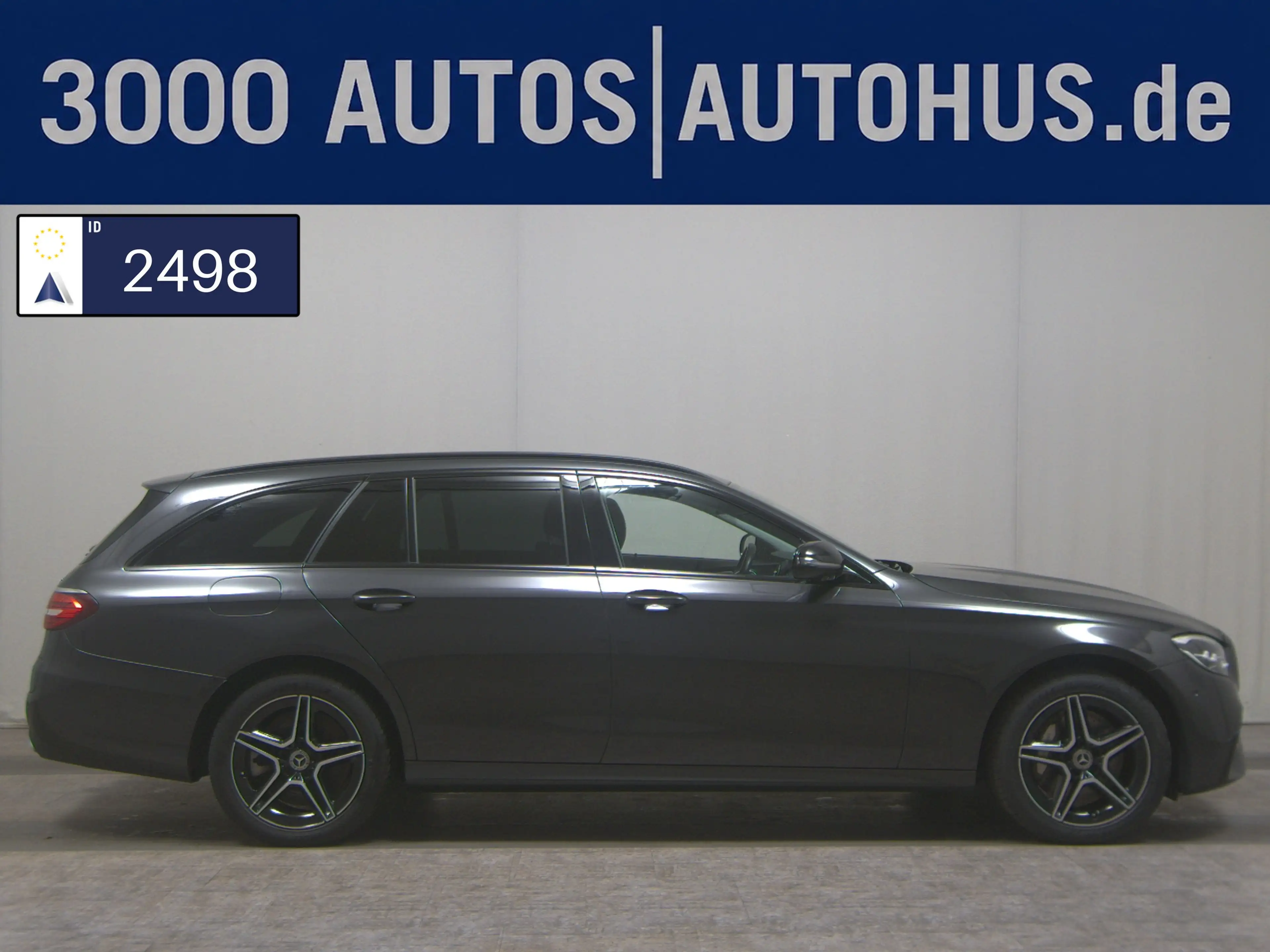 Mercedes-Benz E 300 E 300 T-LEDER NAVI SPORTSITZE KLIMAAUT RADIO TEMPO MFL PANO SHZ VC PDC AHK ACC Night Nav Wides.