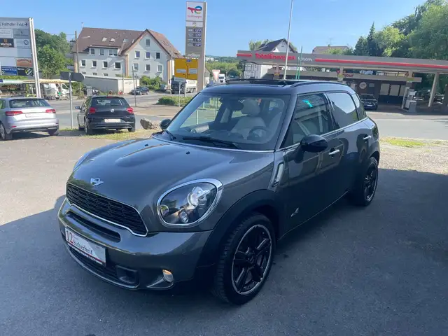 MINI Cooper S Countryman All4 *PANO*NAVI*HARMAN*