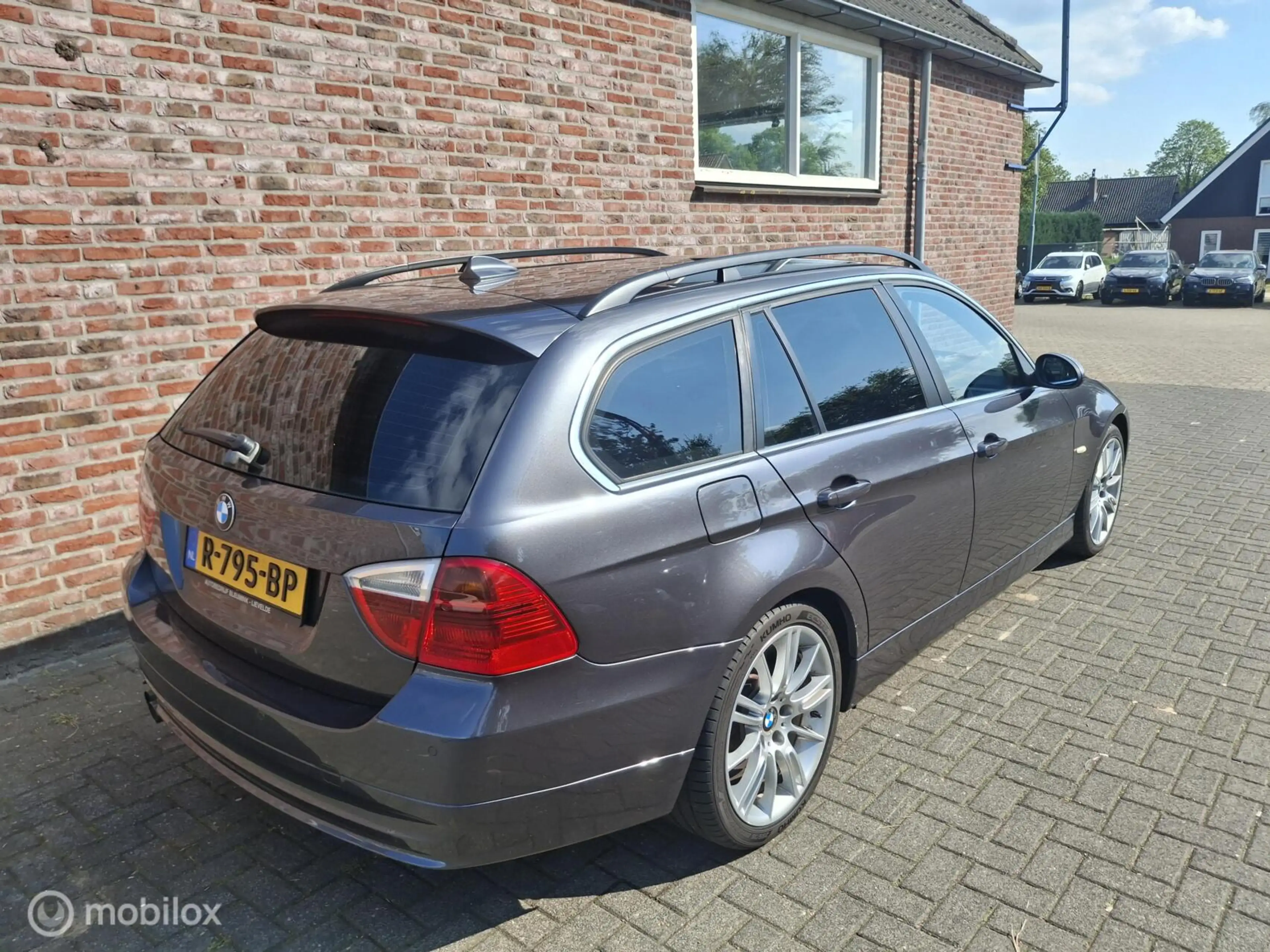 BMW 325 3-serie Touring 325i — photo 5