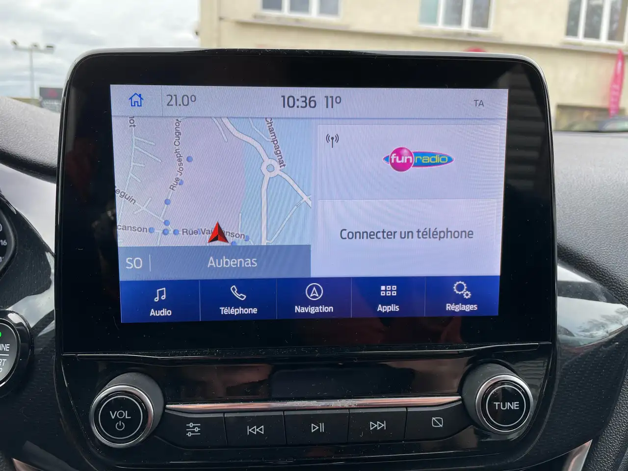 Ford Fiesta Active — photo 10