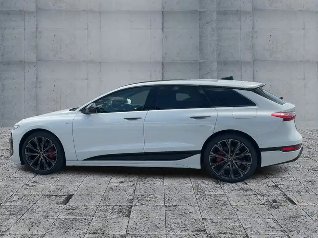Audi A6 E-Tron view 4