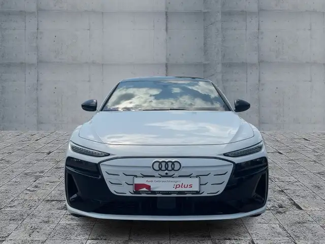 Audi A6 E-Tron view 3
