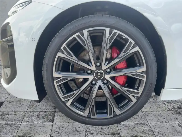 Audi A6 E-Tron view 8