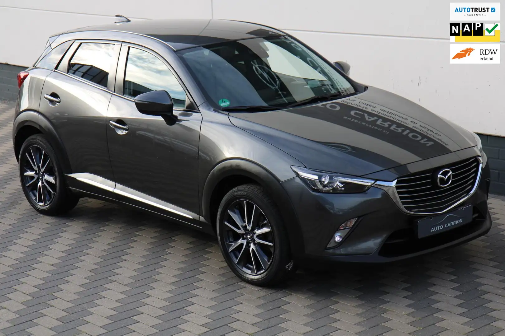 Mazda CX-3 2.0 SkyActiv-G 150PK AWD Navi Camera Leder HUD !! Grijs - 1