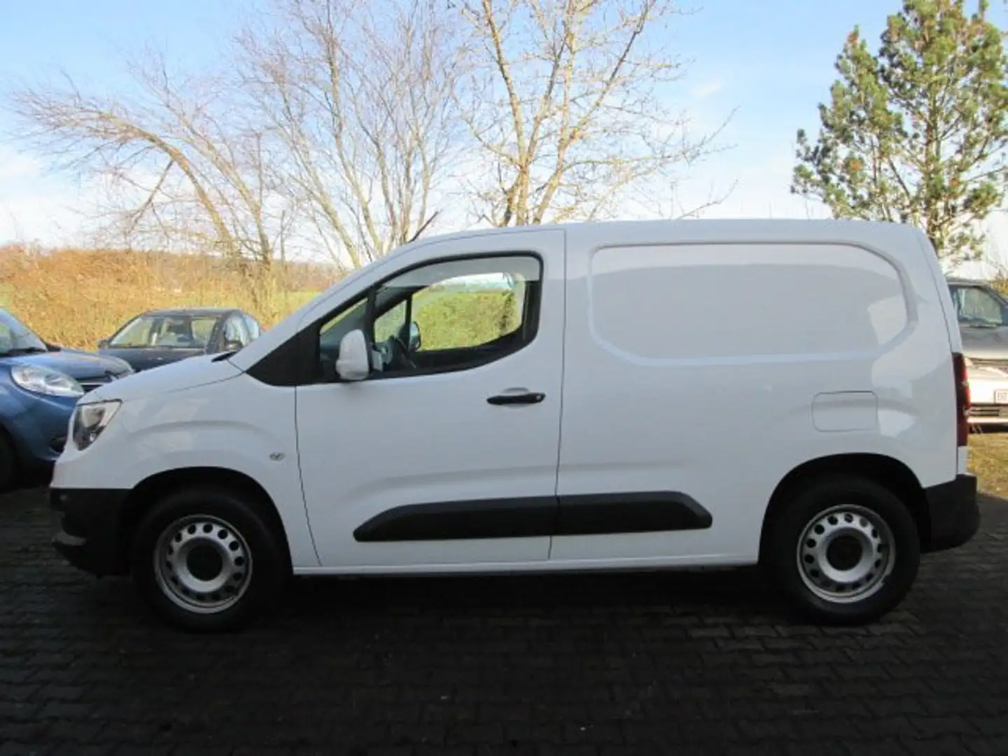 Opel Combo Edition 1 HAND / KLIMA / AHK / MwST. Ausweisbar Weiß - 1