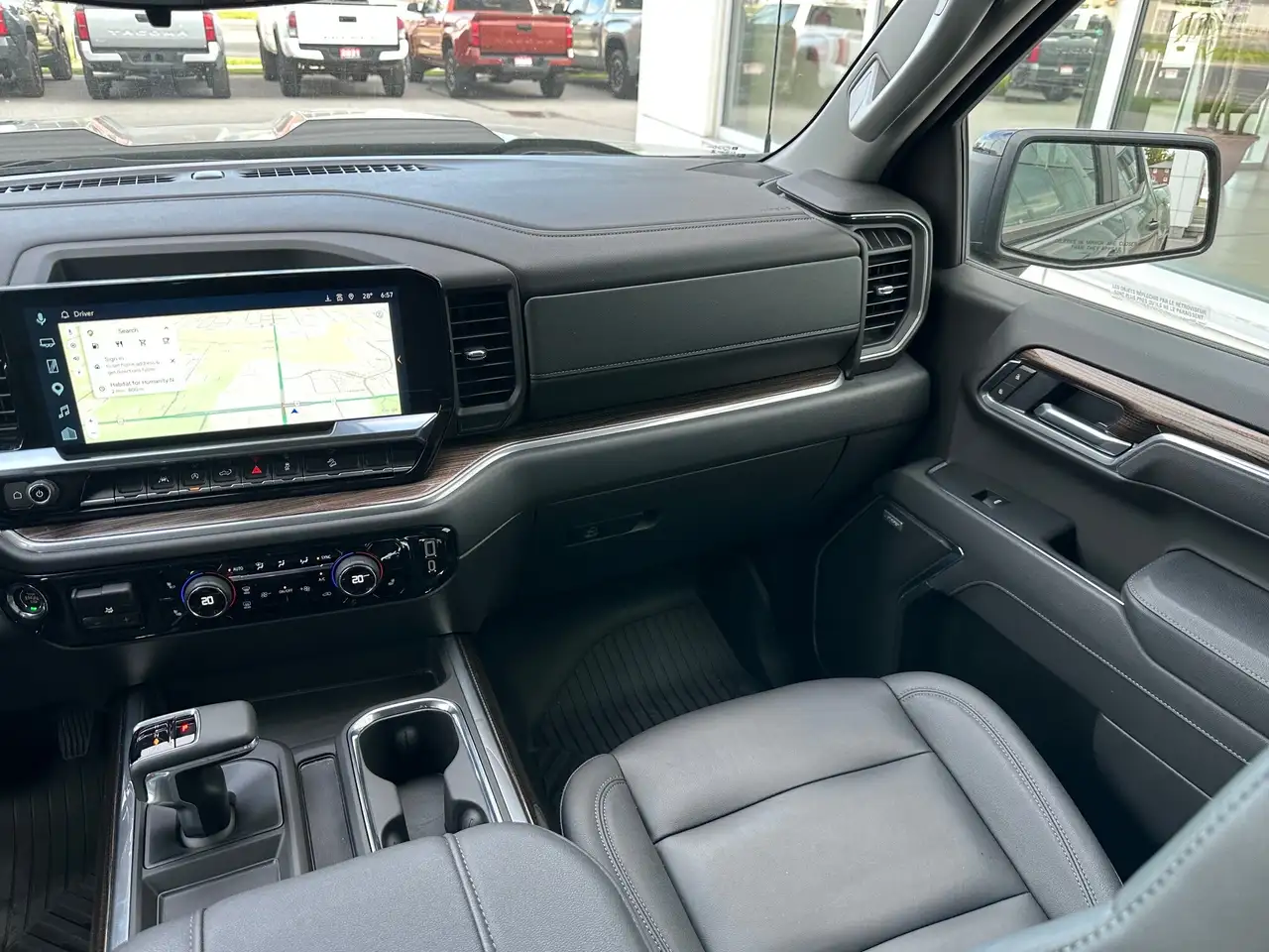 Chevrolet Silverado 1500 photo Chevrolet Silverado 1500