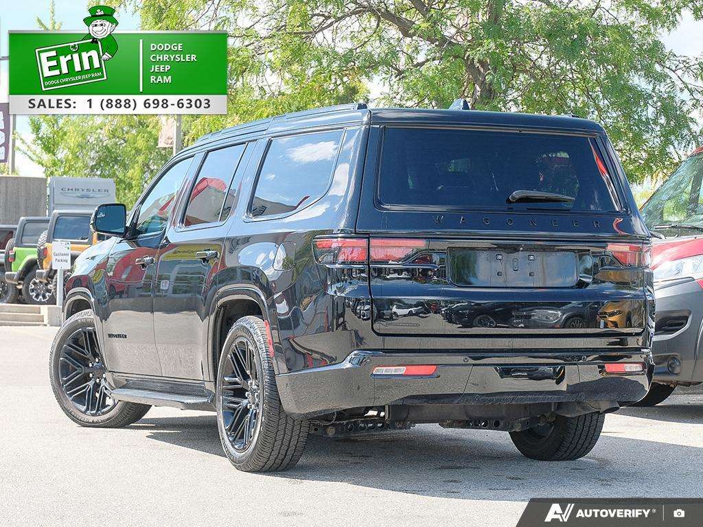 2022 Jeep Wagoneer 4WD