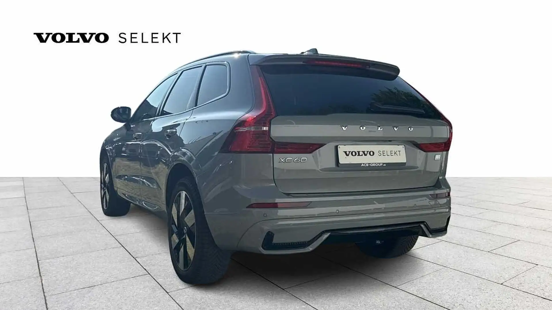 Volvo XC60 Recharge Ultimate Dark, T6 AWD Plug-in hybrid Grijs - 2