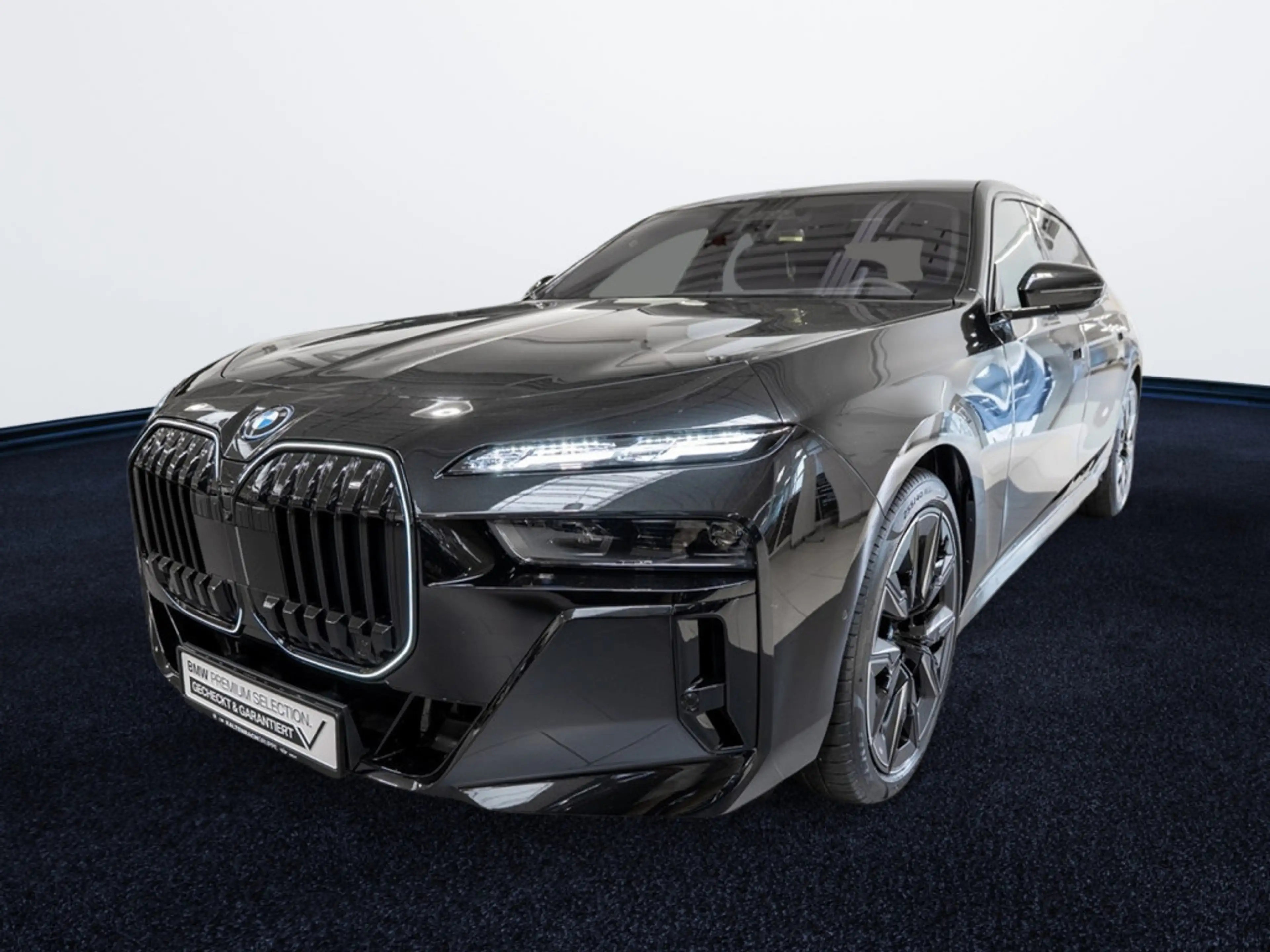 BMW i7 60 xDrive M-Sport Pro PANO AHK 360° ACC — photo 2