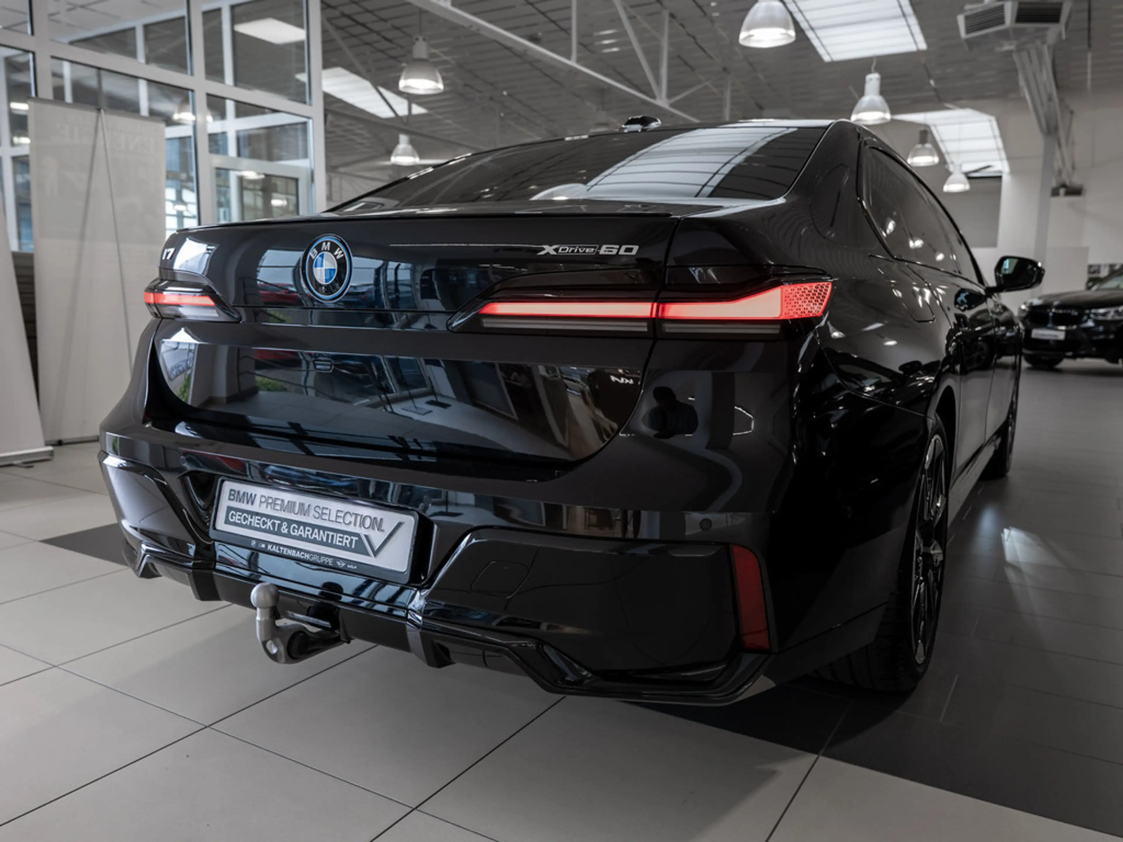 BMW i7 60 xDrive M-Sport Pro PANO AHK 360° ACC — photo 5