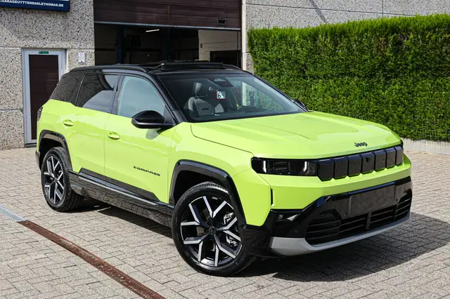 Jeep Compass view 3
