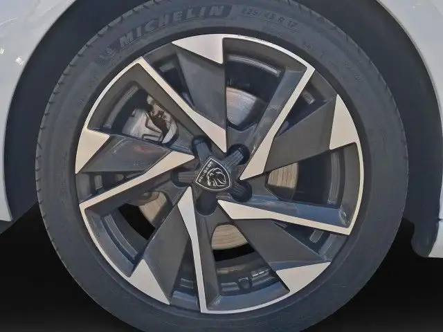 Peugeot 308 SW view 10