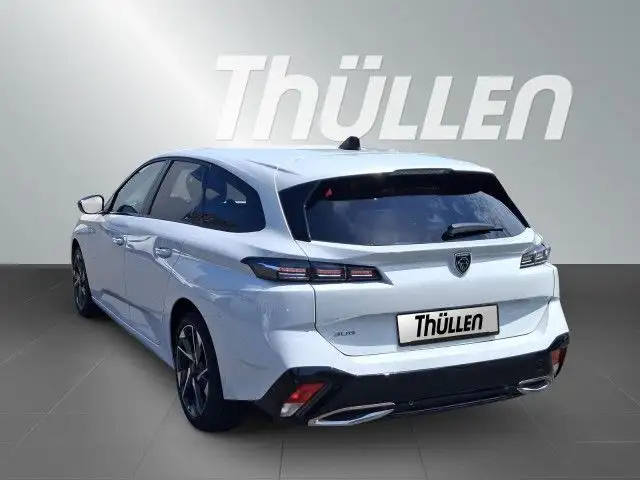 Peugeot 308 SW view 5