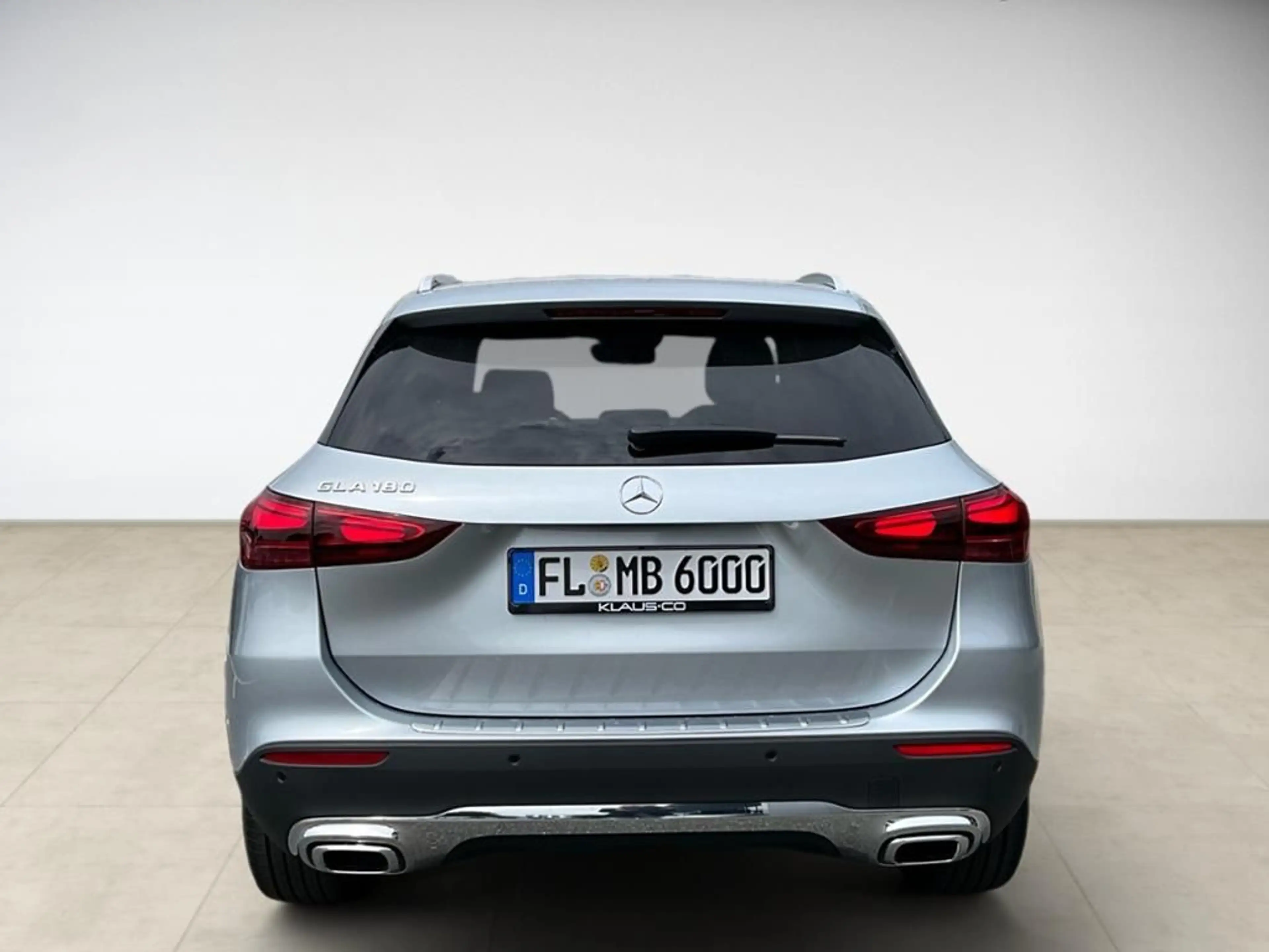 Mercedes-Benz GLA 180 ACC AHK AUT DynLicht Fernlichtass. Kam. — photo 5