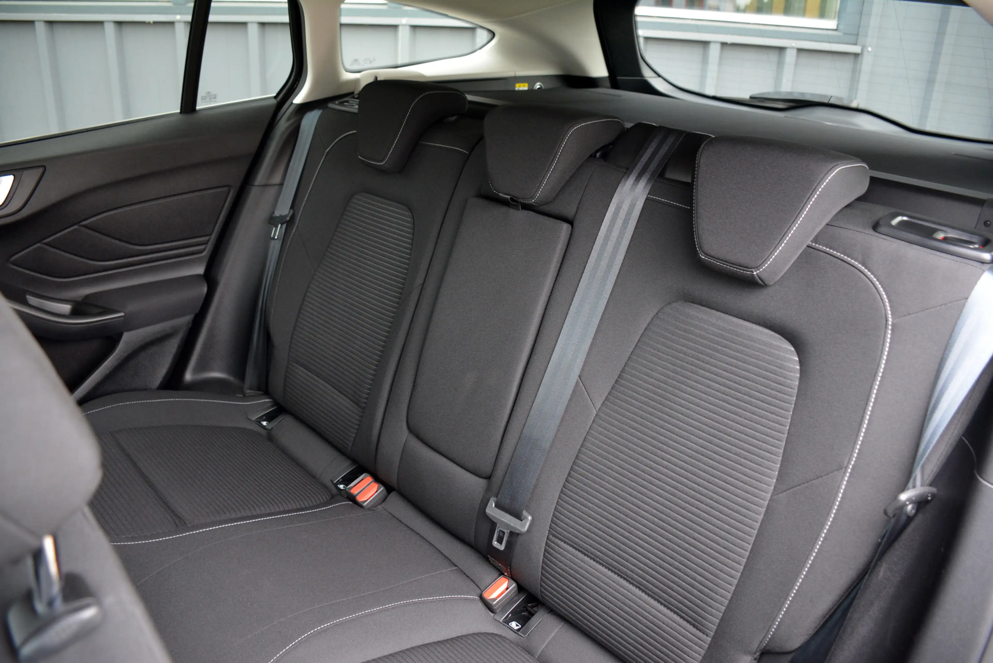Ford Focus Wagon 1.0 EcoBoost 155pk Hybrid Titanium X * Zwenk — photo 37