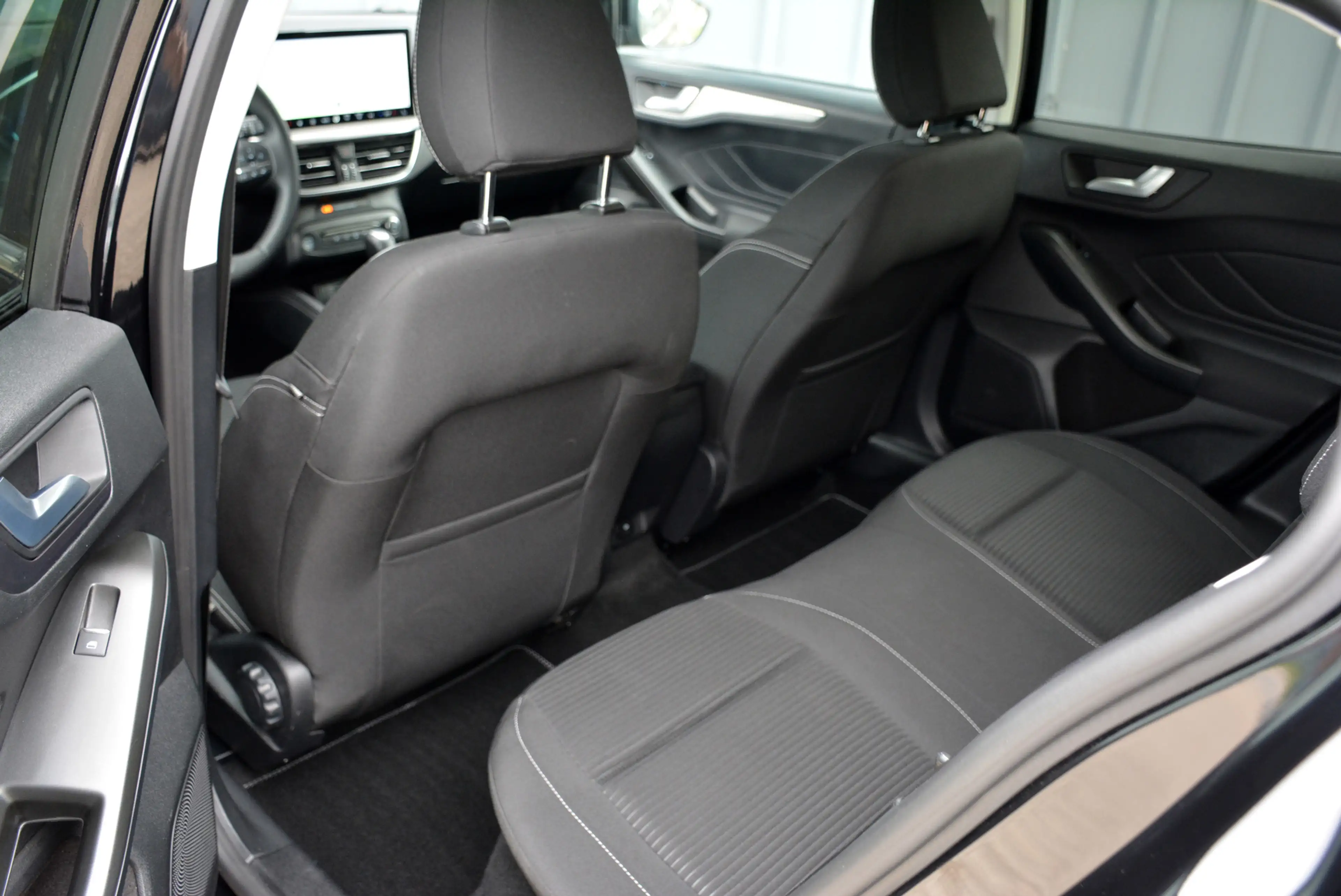 Ford Focus Wagon 1.0 EcoBoost 155pk Hybrid Titanium X * Zwenk — photo 38