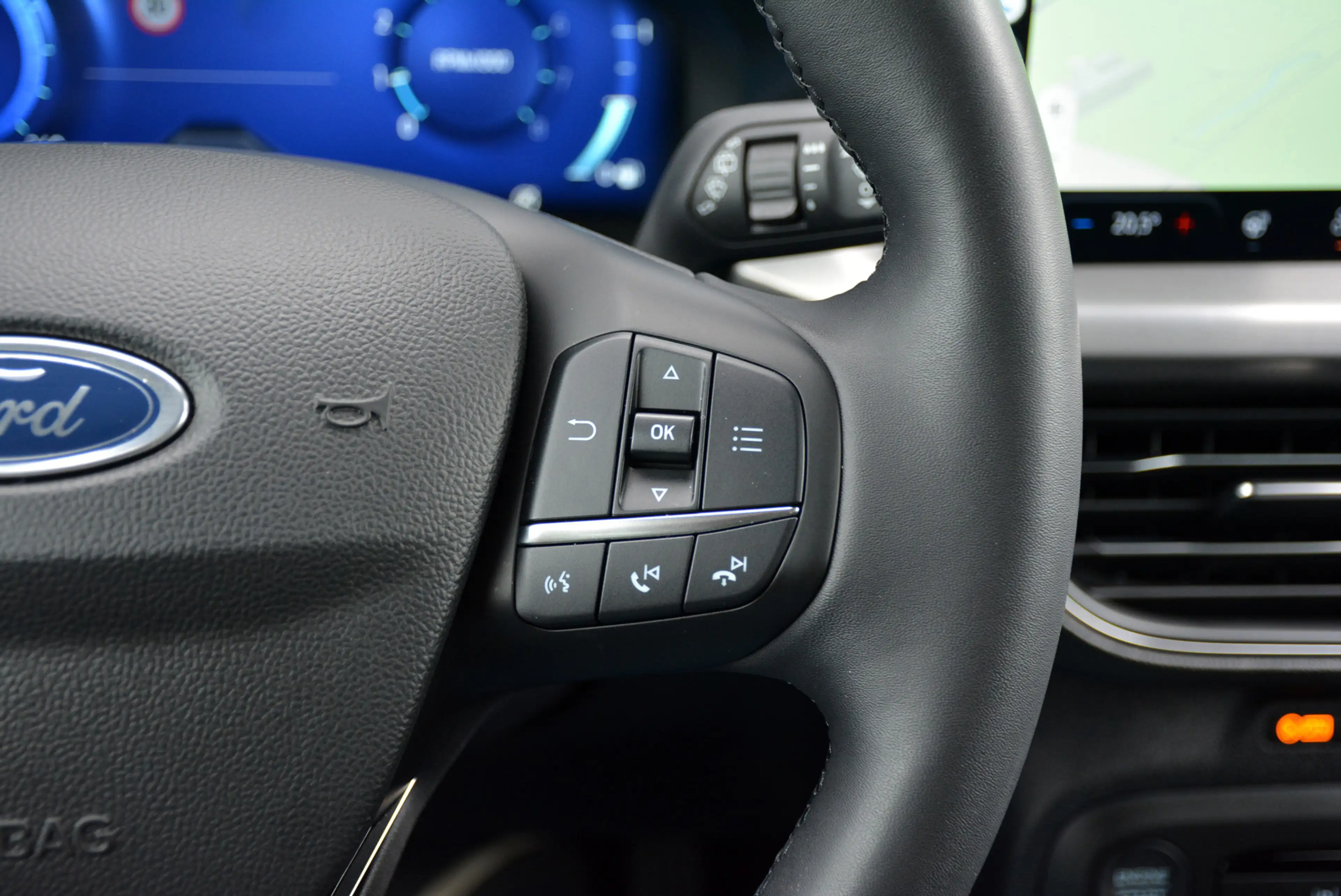 Ford Focus Wagon 1.0 EcoBoost 155pk Hybrid Titanium X * Zwenk — photo 32