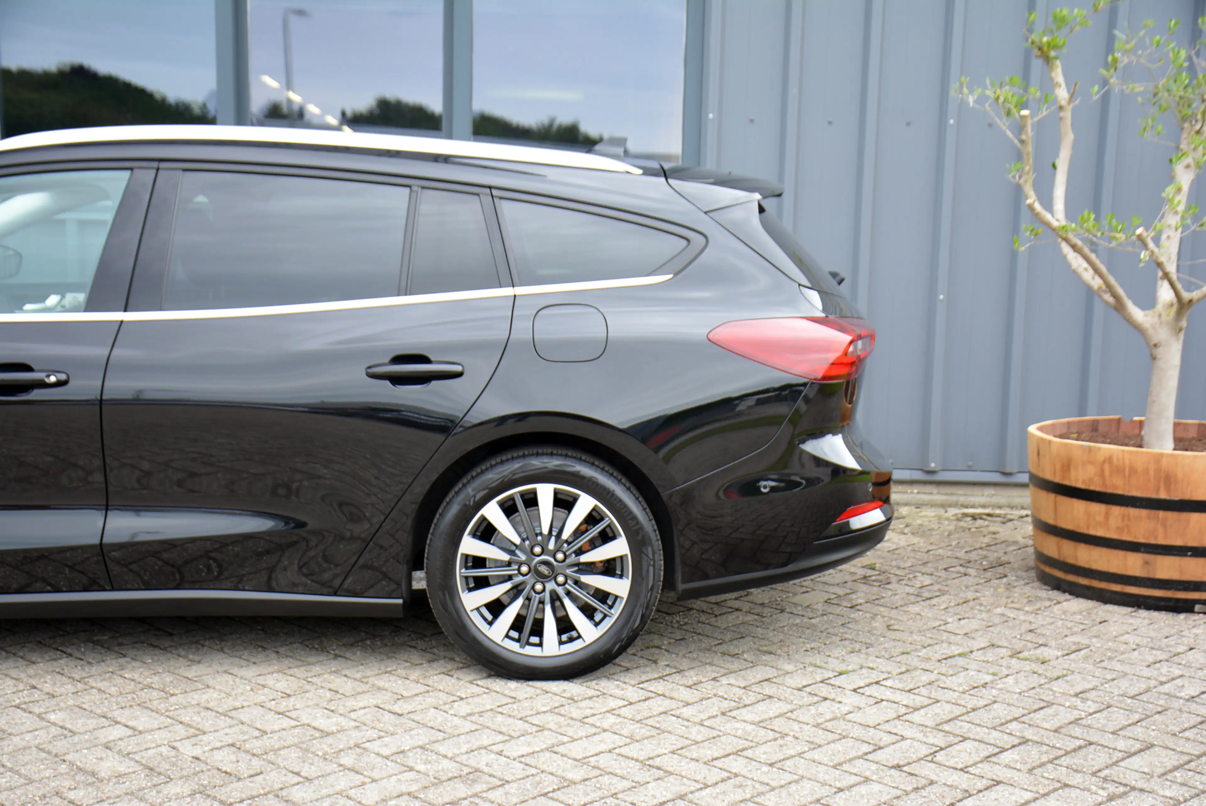 Ford Focus Wagon 1.0 EcoBoost 155pk Hybrid Titanium X * Zwenk — photo 28
