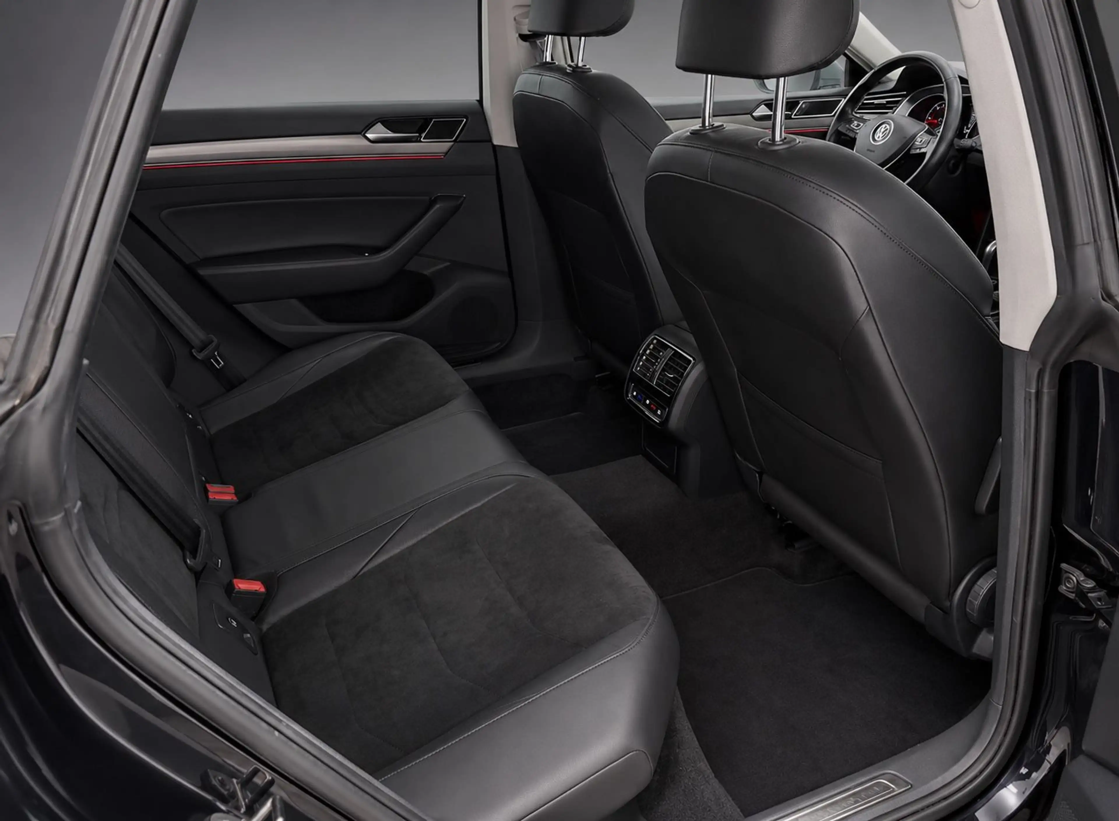 Volkswagen Arteon Elegance 2.0 TDI * R-KAM * NAVI * 8xALU — photo 10