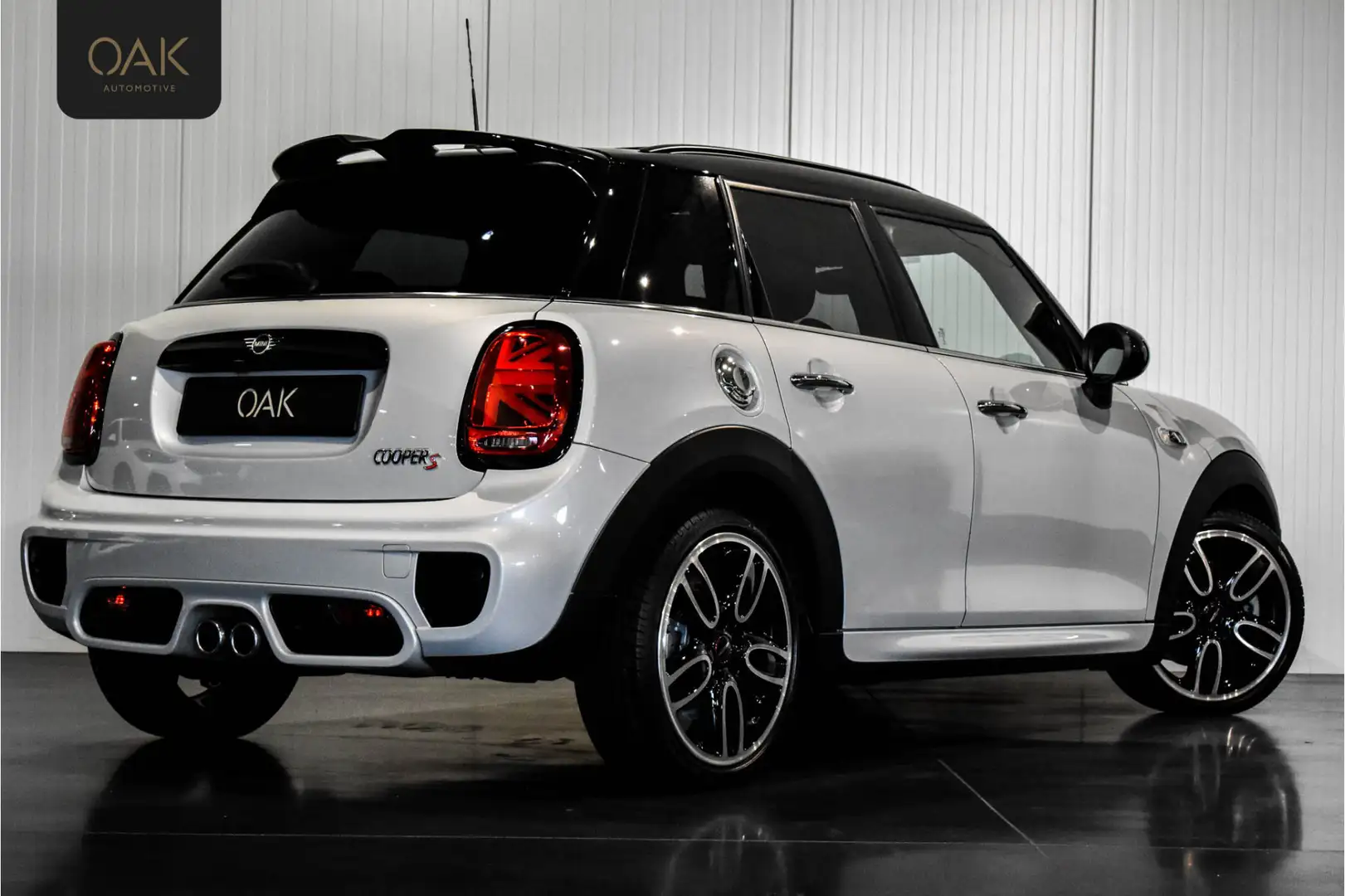 MINI Cooper S Mini 2.0 F1 Aut. | JCW-Trim | Navigatie | Panorama Wit - 2
