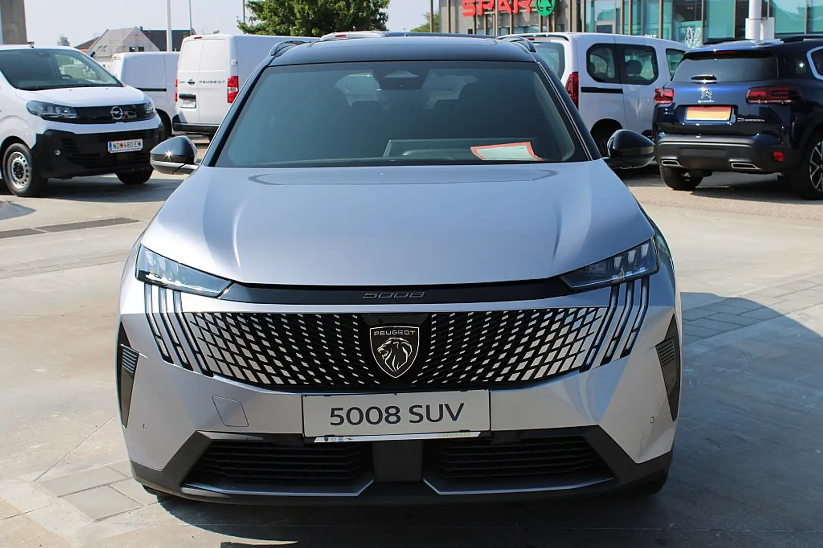 Peugeot 5008 mHEV 136 e-DCS6 GT Aut. Grau - 2