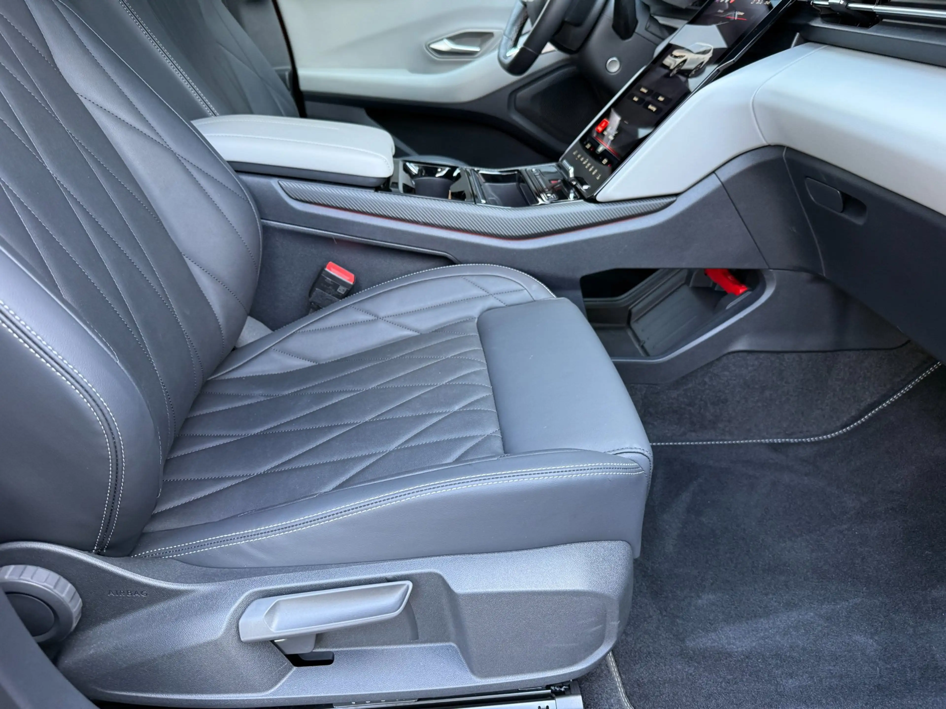 Ford Capri Premium Extended Range AWD 79 kWh Warmte, HUD, 360 — photo 28
