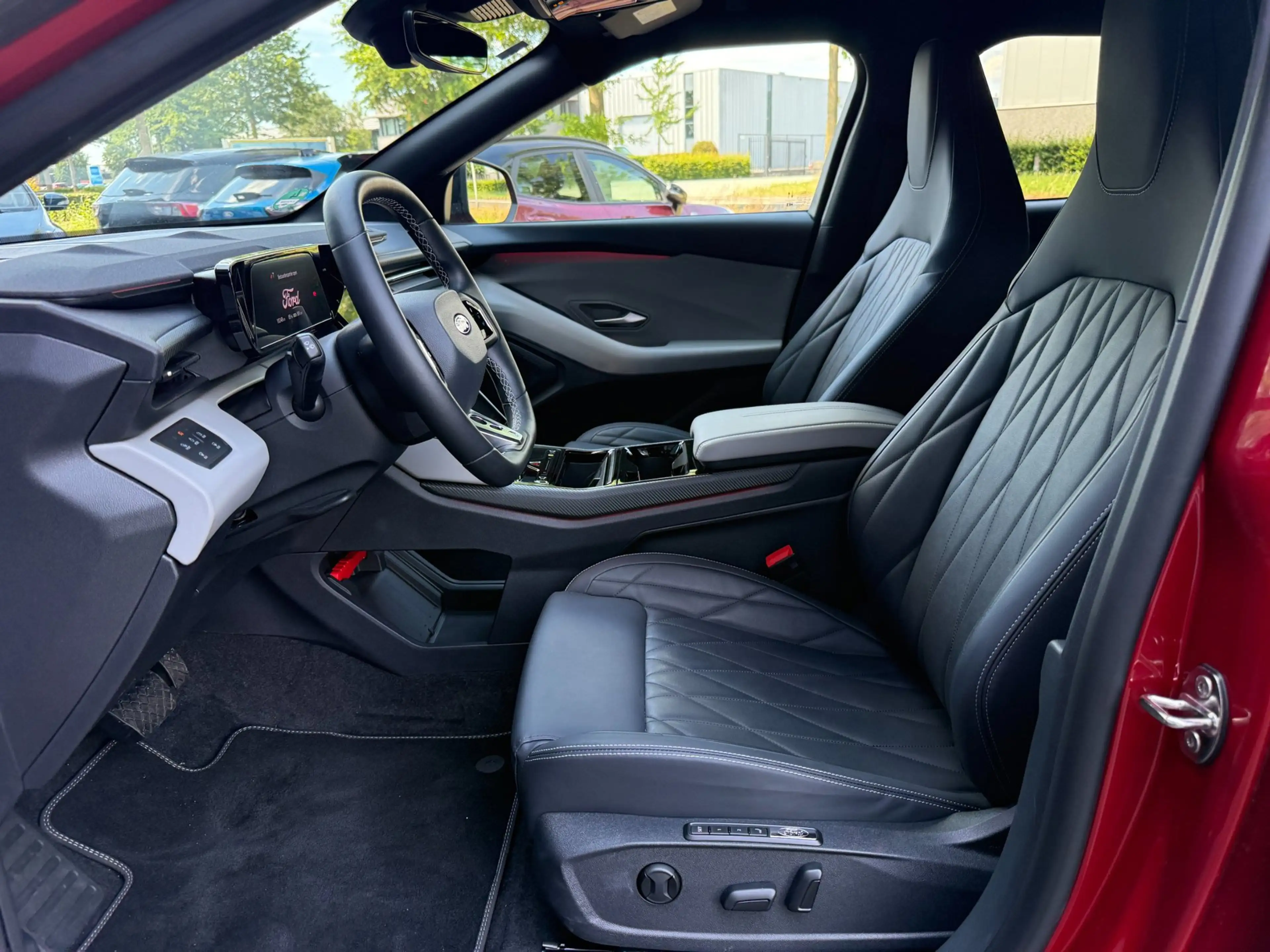 Ford Capri Premium Extended Range AWD 79 kWh Warmte, HUD, 360 — photo 9