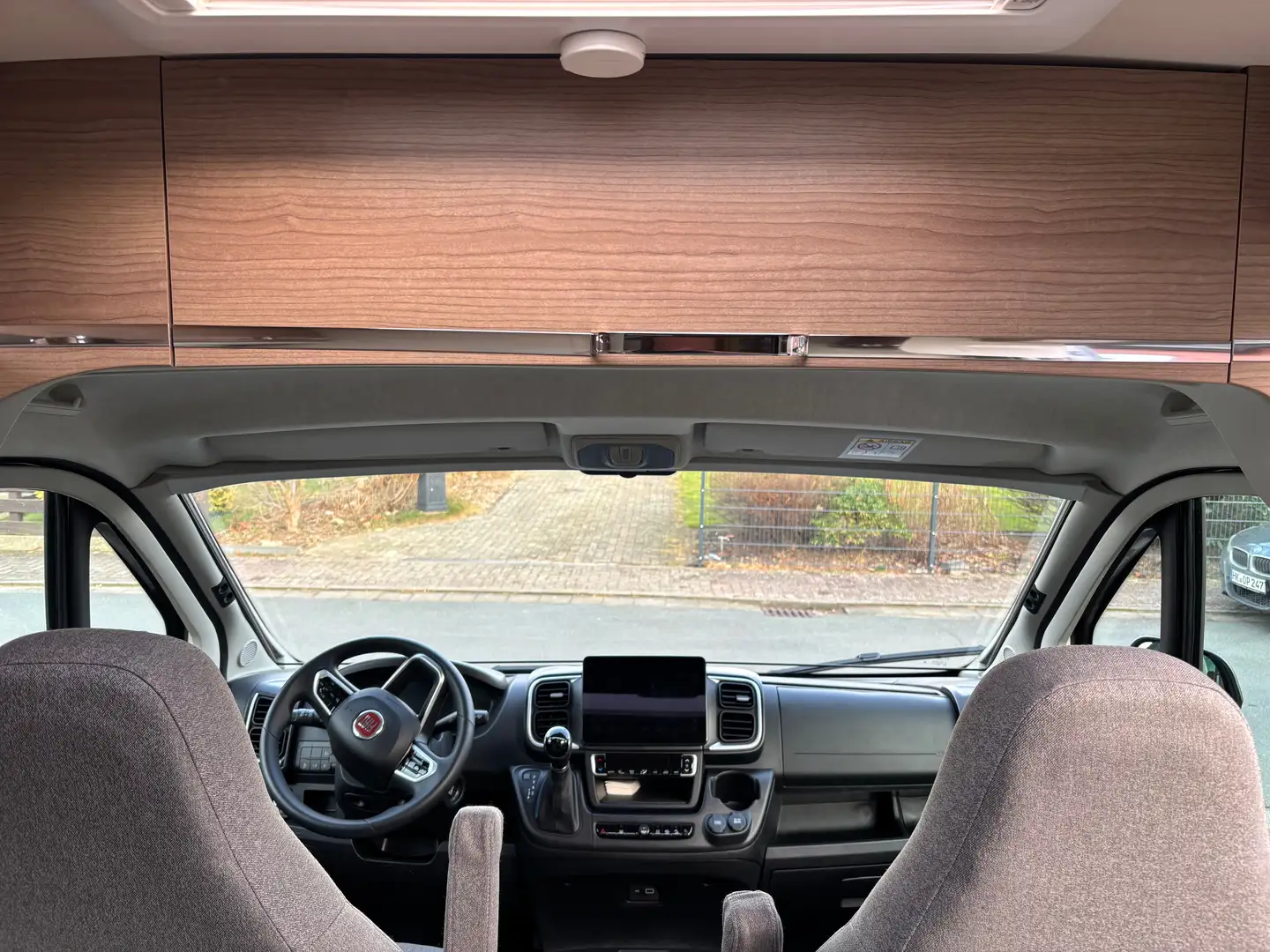 Caravans-Wohnm Carthago Malibu Comfort 640LE Automatik AHK Garantie White - 1