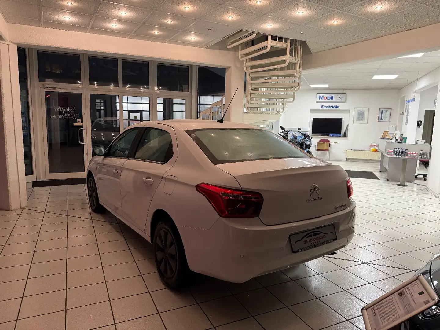 Citroen C-Elysée VTi 115 Selection Weiß - 2