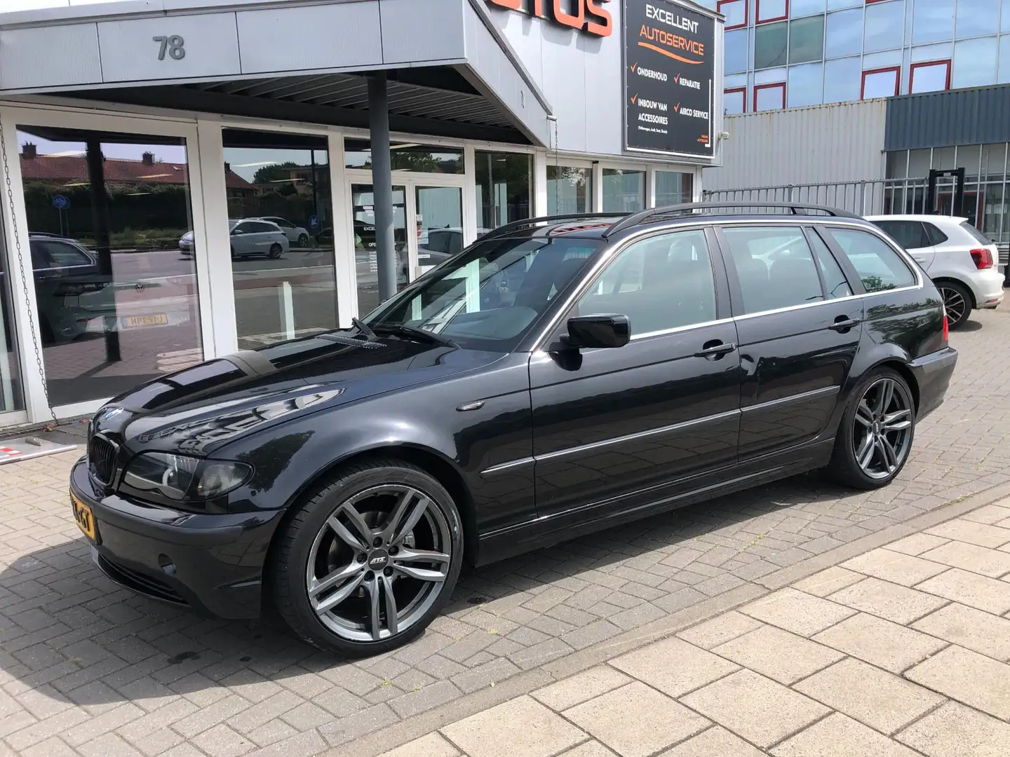 BMW 318 3-serie Touring 318i Special Edition-Leder Zwart - 2