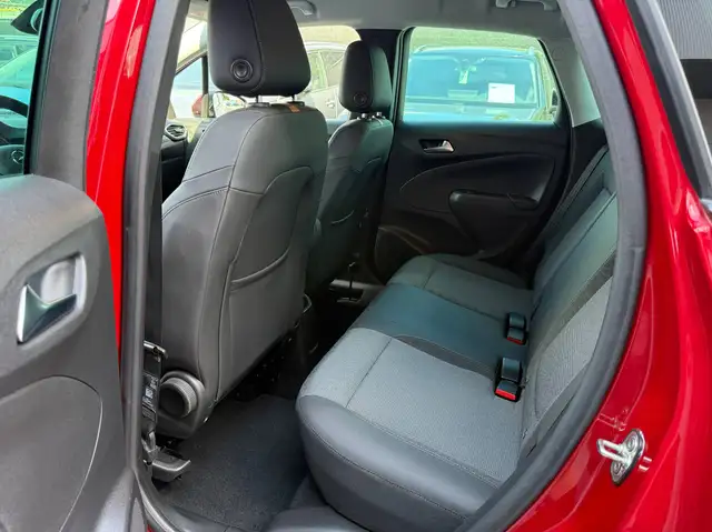 Opel Crossland view 15