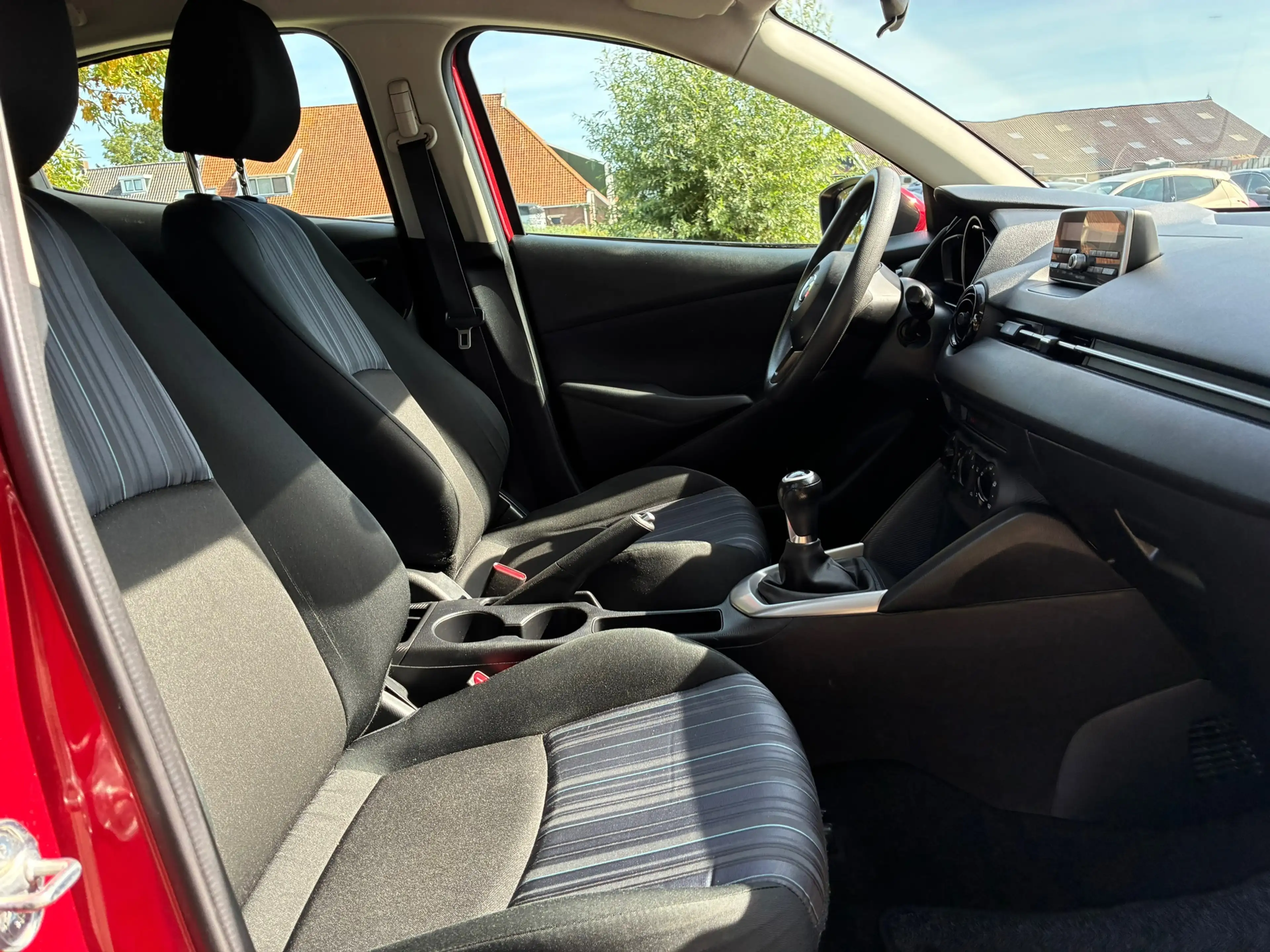 Mazda 2 1.5 Skyactiv-G S | NAP | 5 deurs + Airco nu €9.975 — photo 8