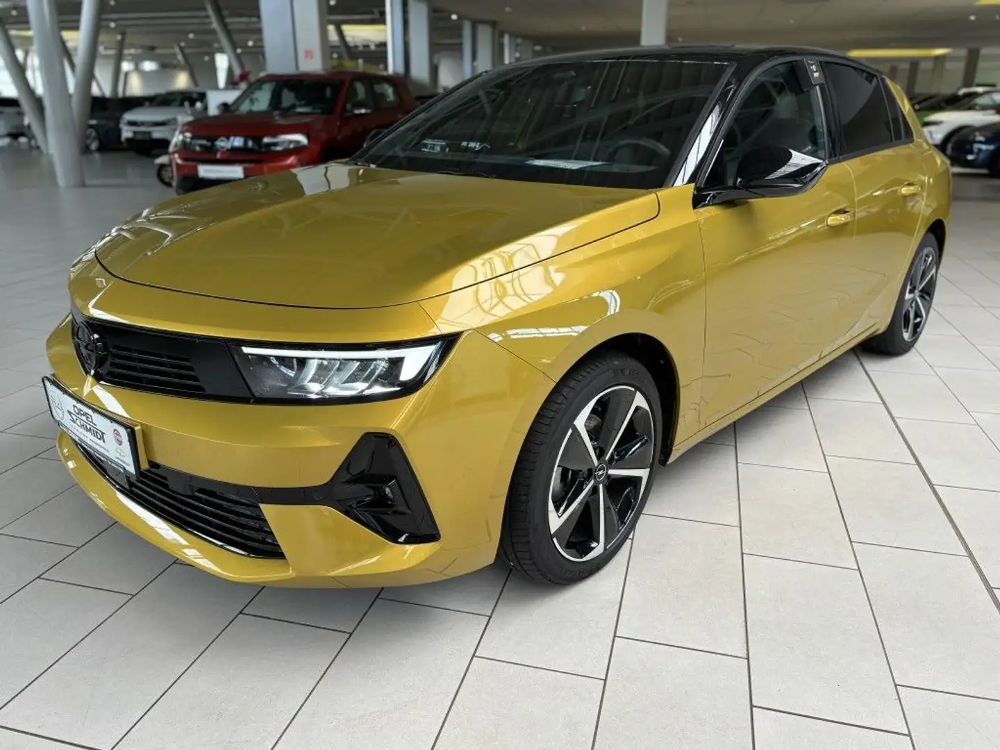 Opel Astra 1.2 Turbo GS Gelb - 1