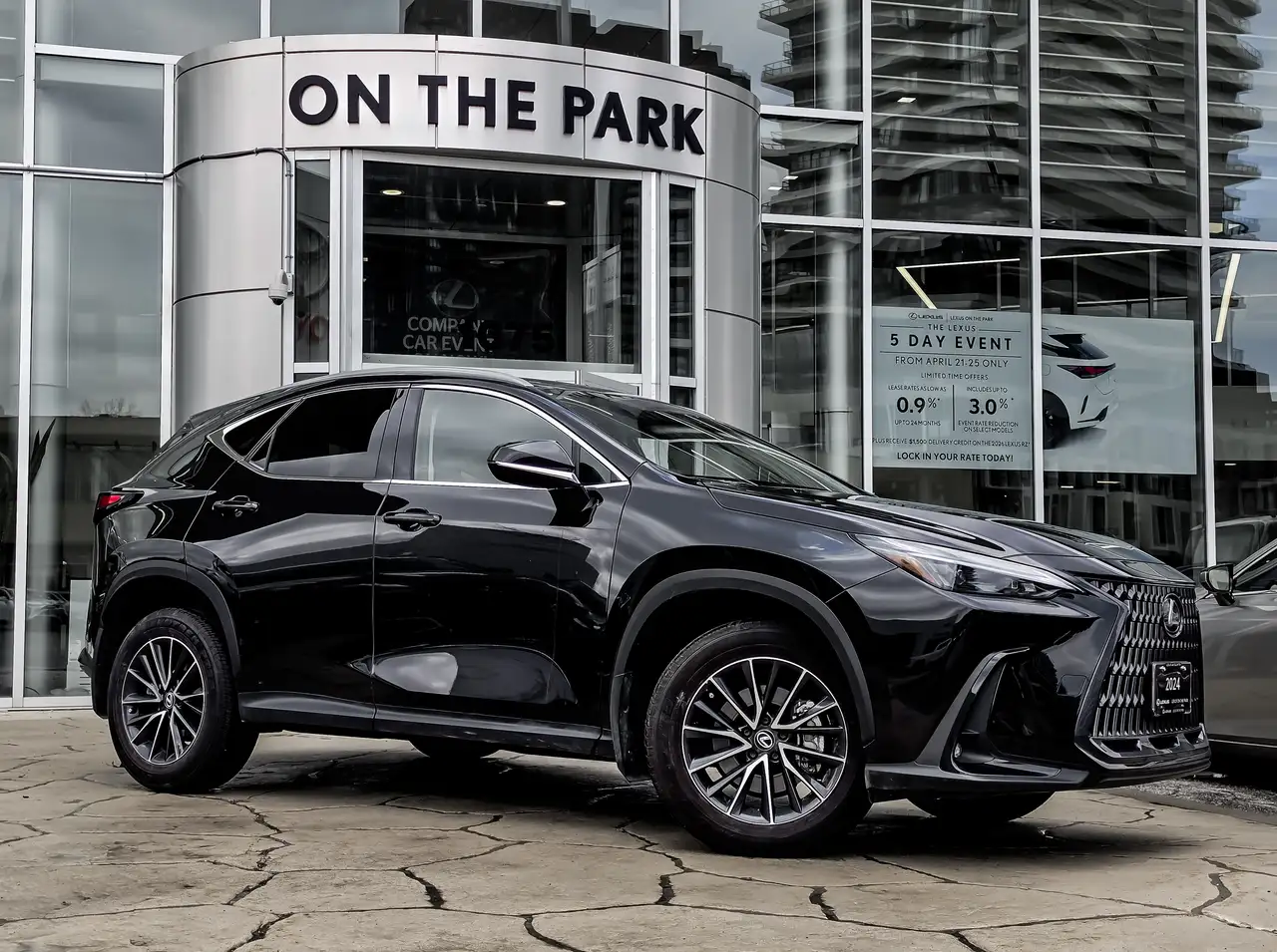 Lexus NX снимка Lexus NX
