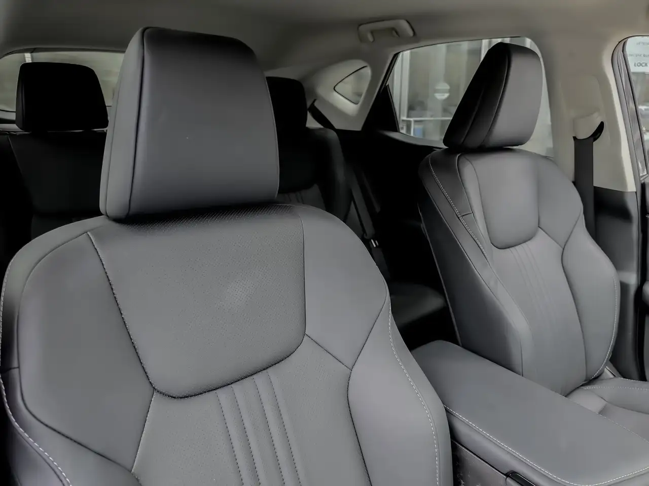Lexus NX снимка Lexus NX