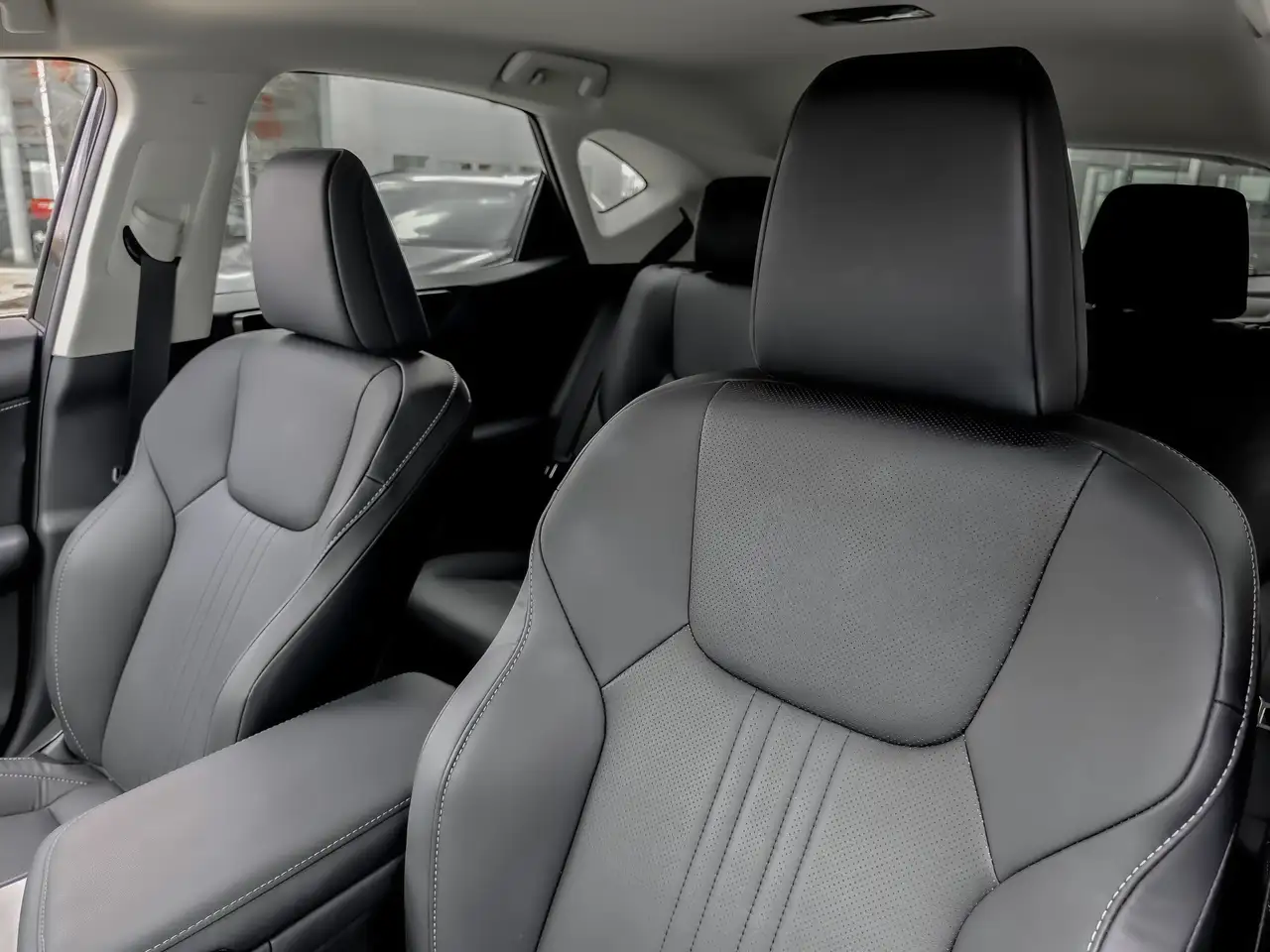 Lexus NX снимка Lexus NX