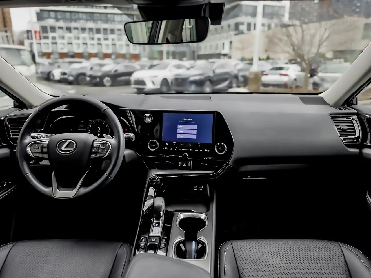 Lexus NX снимка Lexus NX