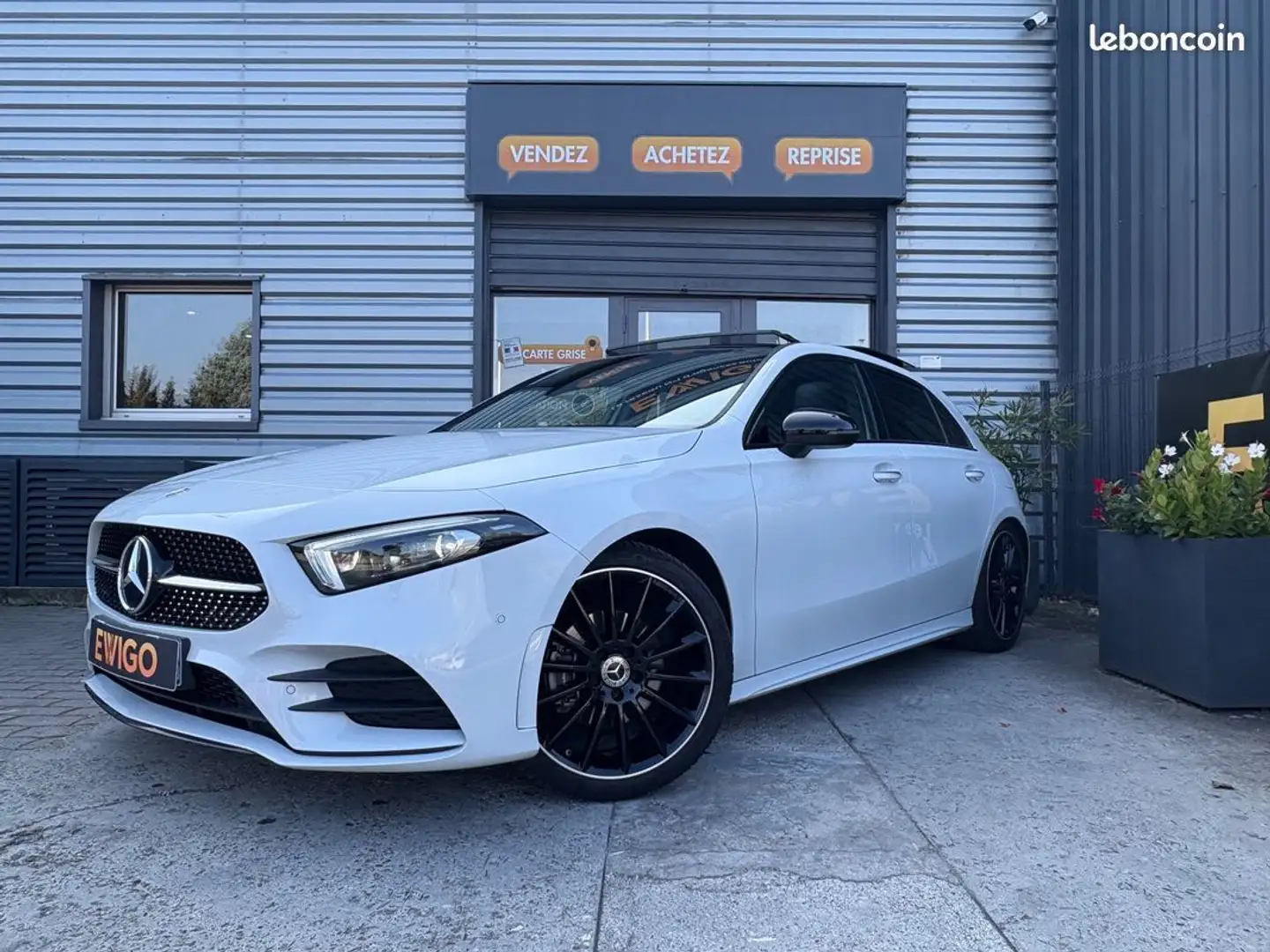 Mercedes-Benz A 200 2.0 200d 150ch amg line 8g-dct suivi complet mercedes Weiß - 2