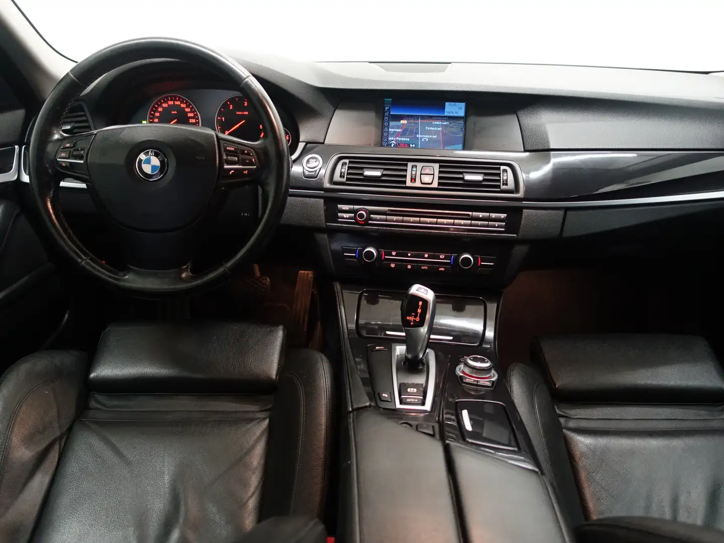 BMW 520 5-serie Touring 520d High Executive M -sport Aut8- Blauw - 2