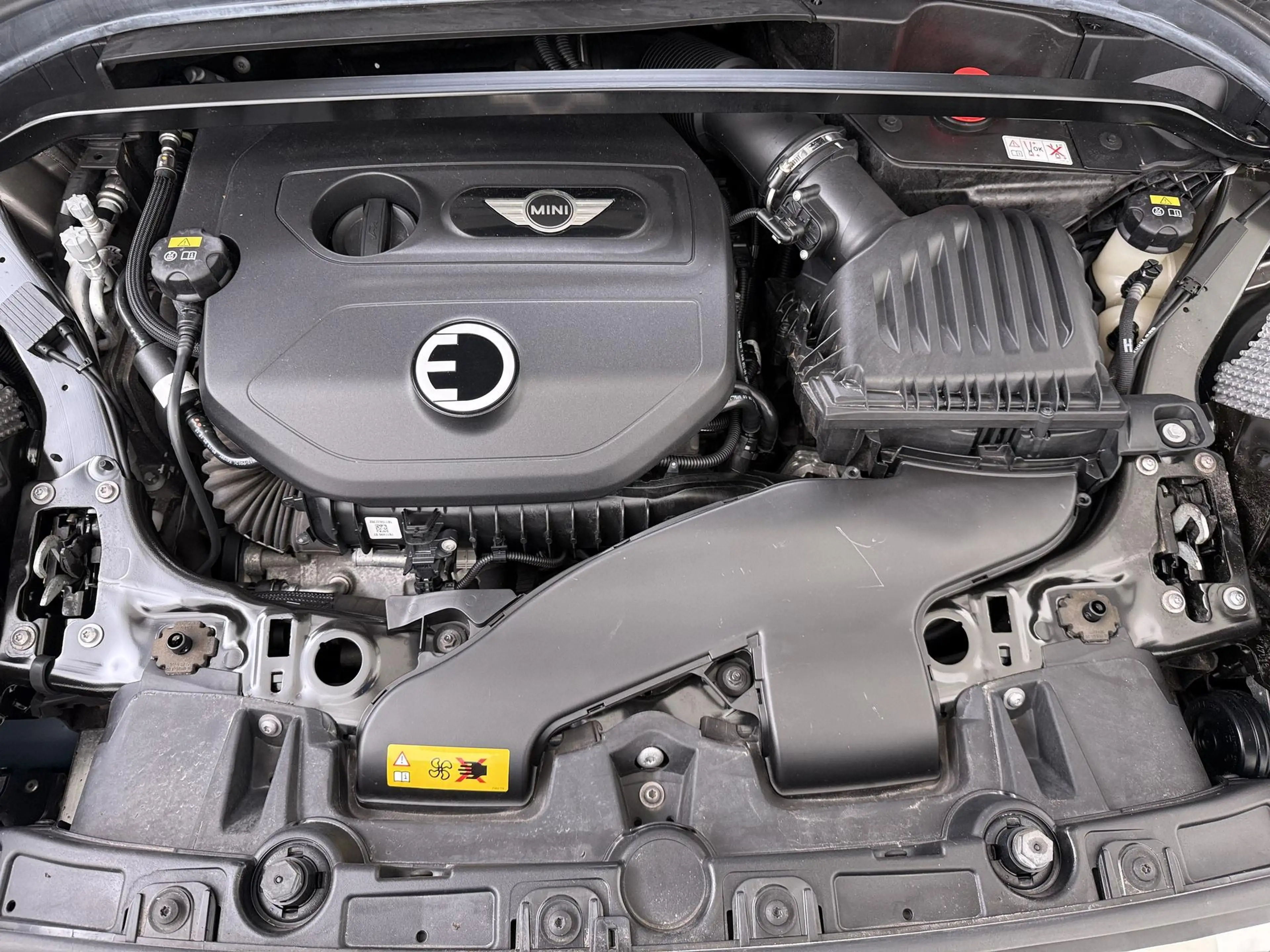 MINI Cooper SE Countryman 1.5 ALL4 Chili Panorama | Camera | Stoelverwarming — photo 11